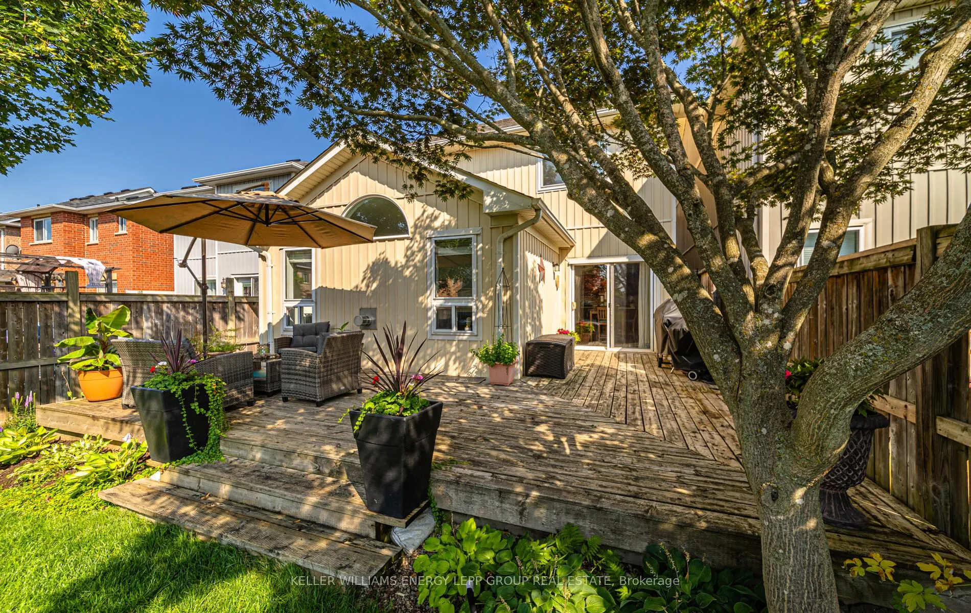 17 Beaumaris Crescent