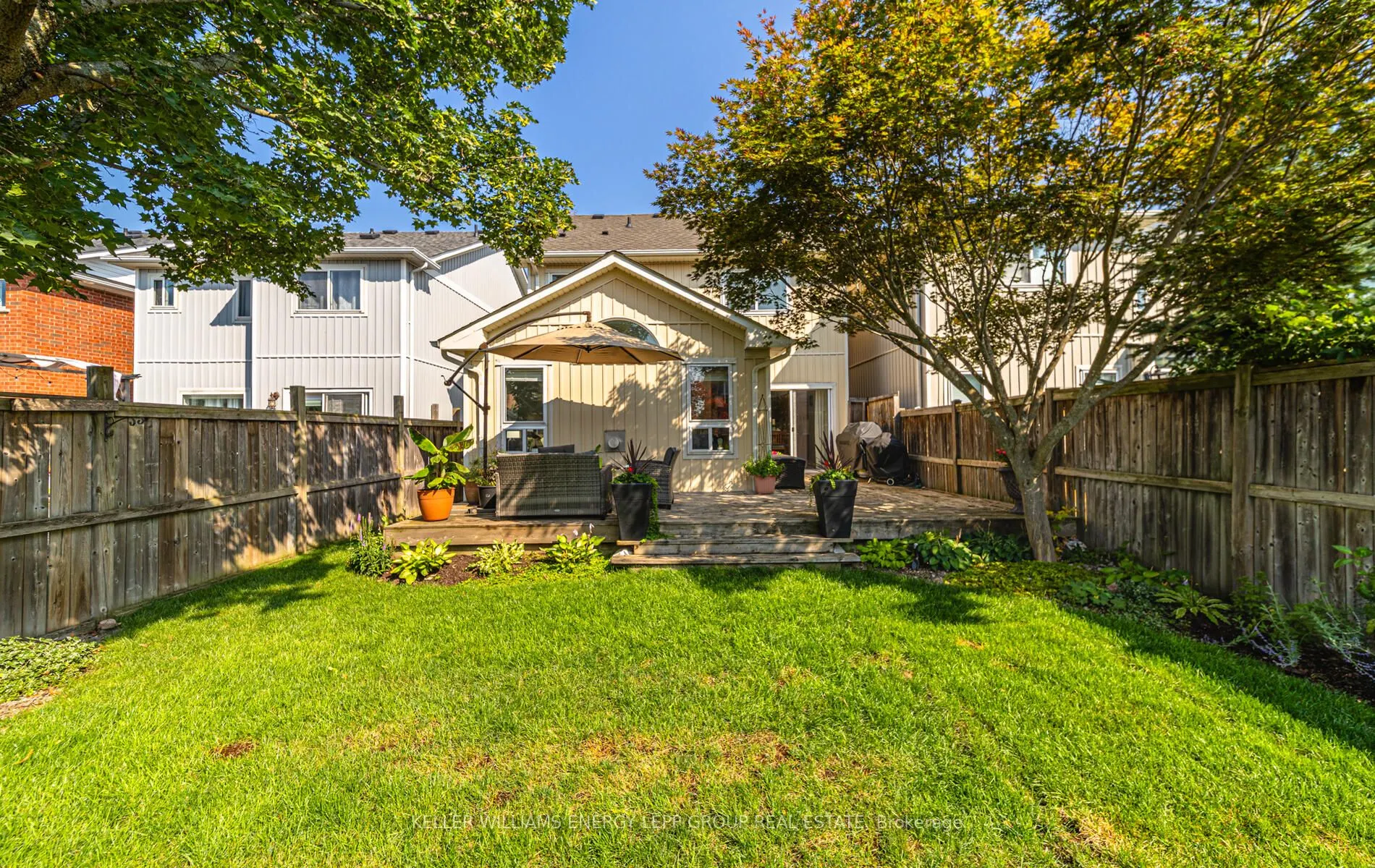 17 Beaumaris Crescent
