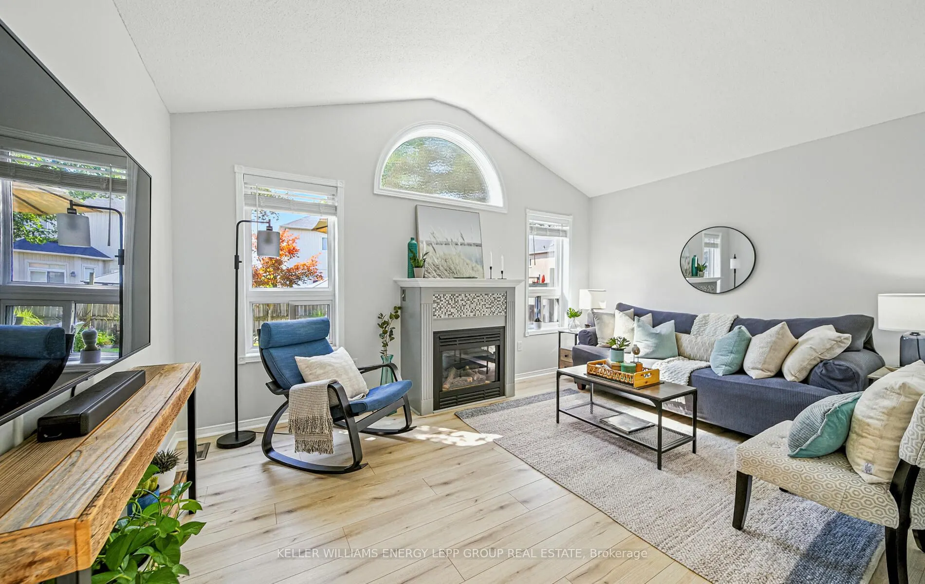 17 Beaumaris Crescent