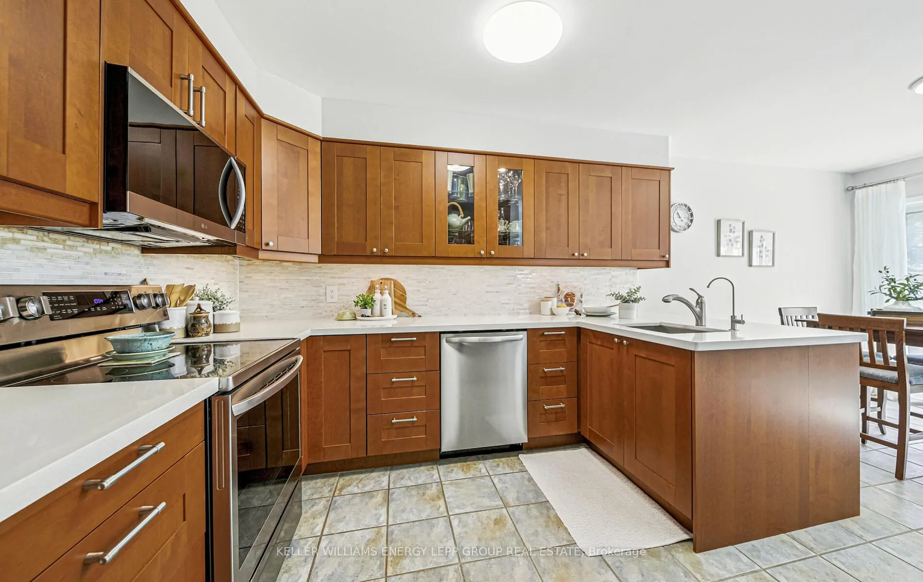 17 Beaumaris Crescent