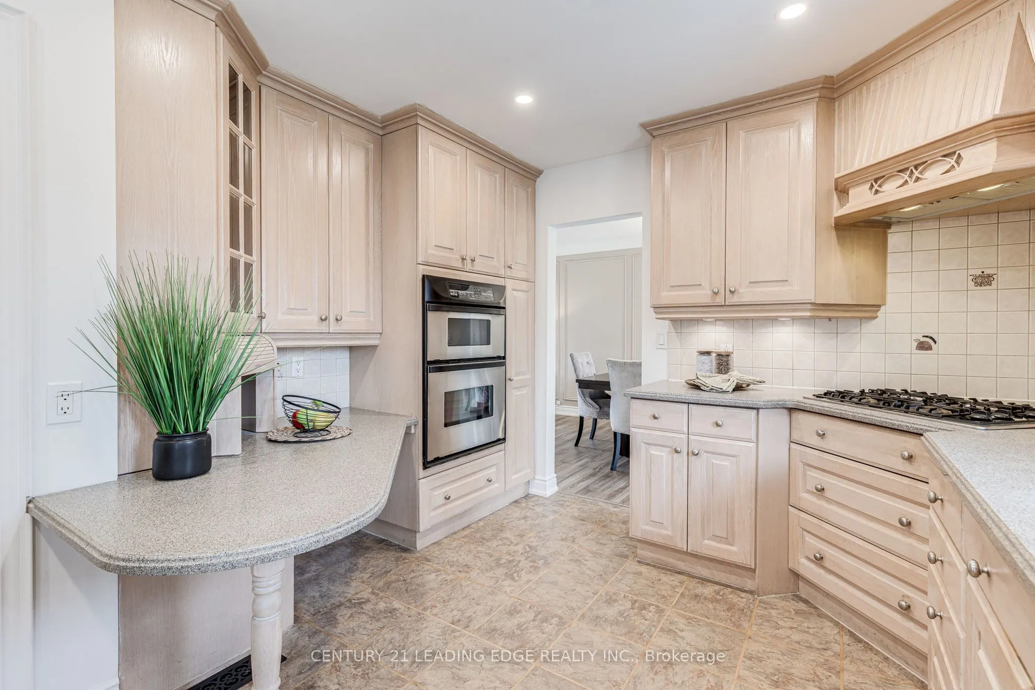 116 BROADVIEW Avenue