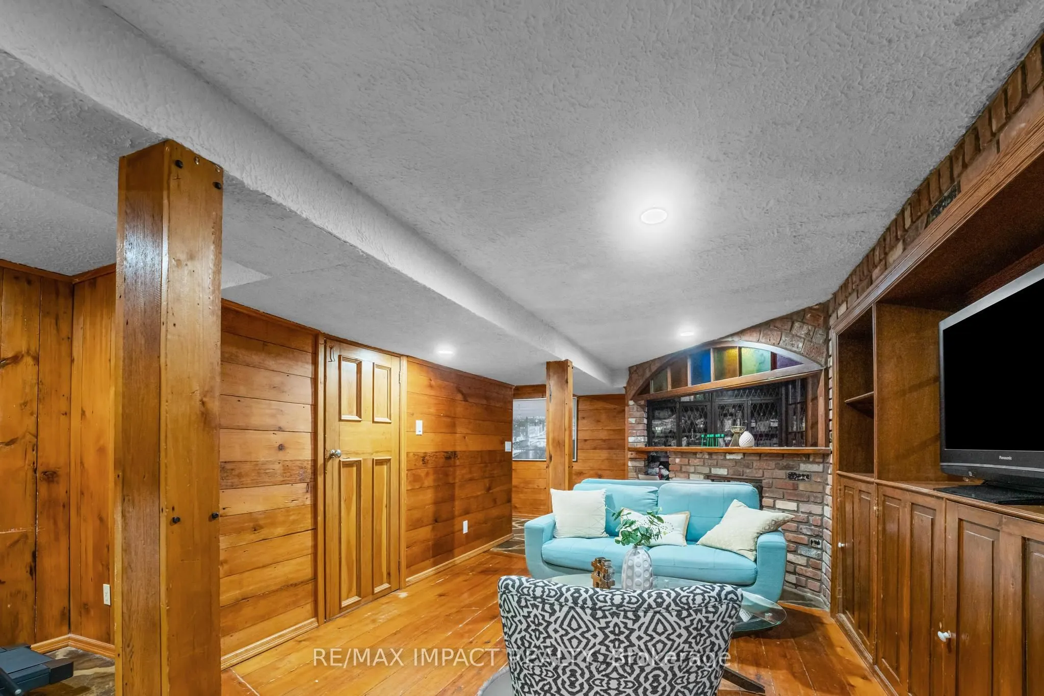 1395 Tampa Crescent