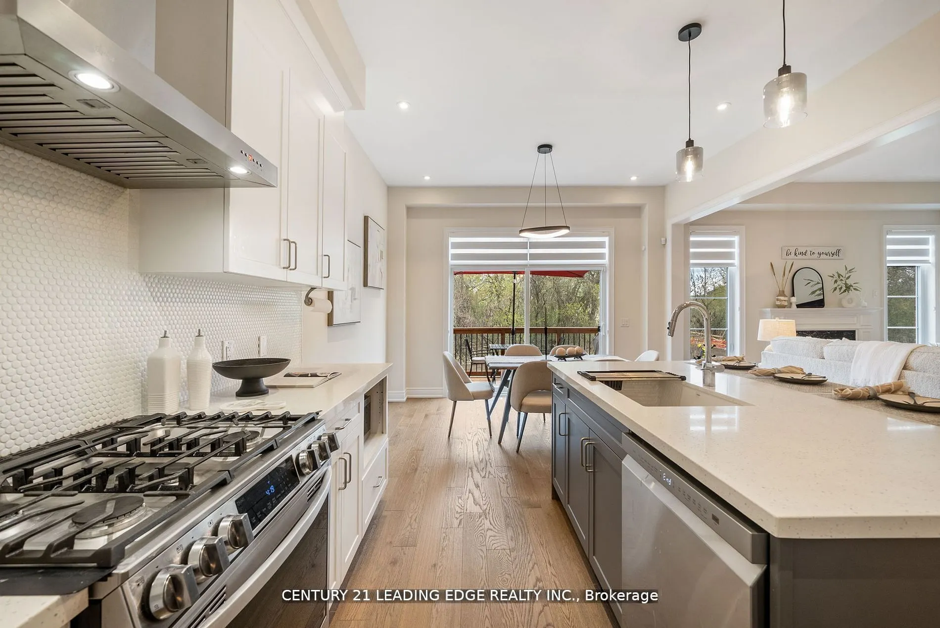 89 Deer Ridge Crescent