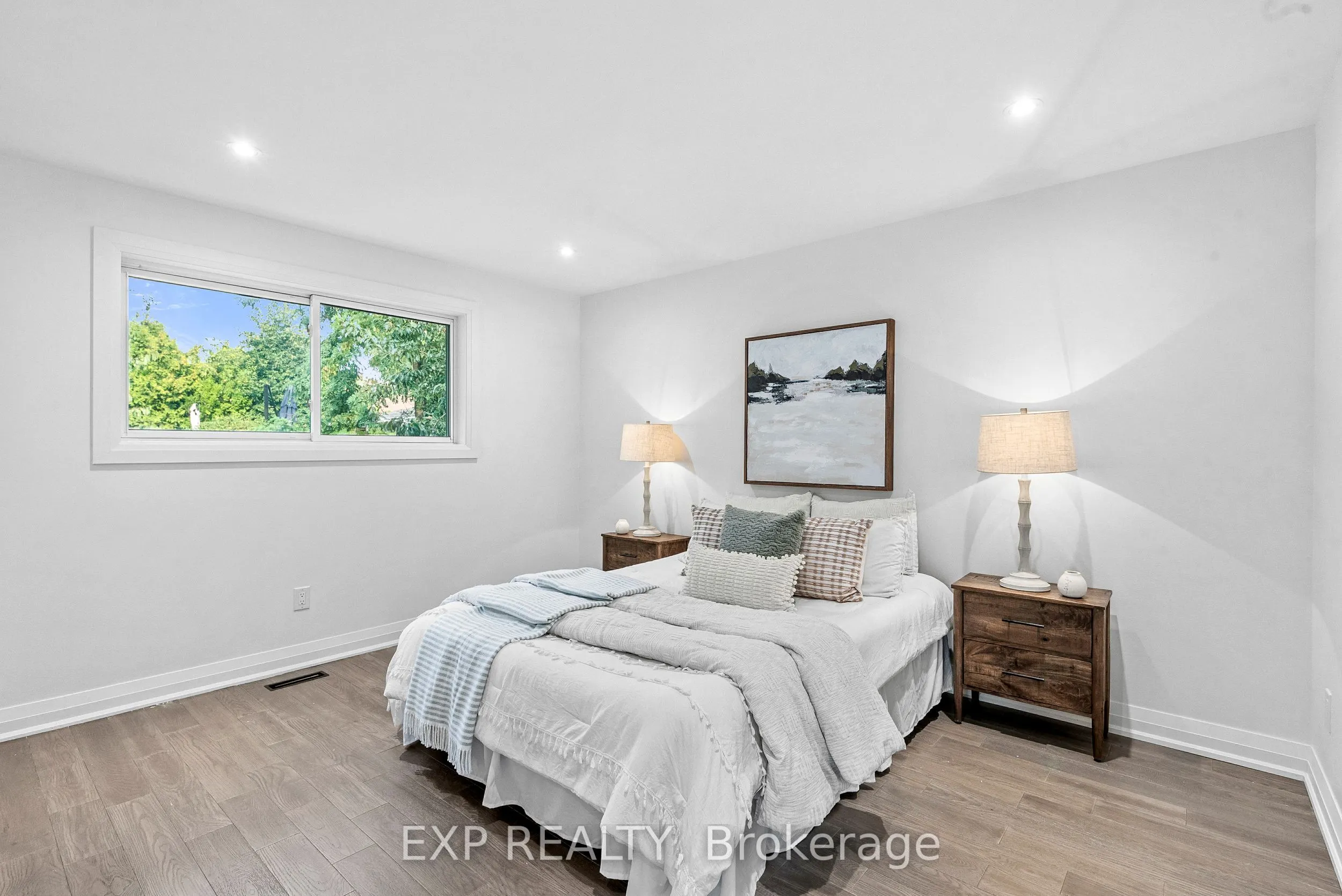 5 Midcroft Drive