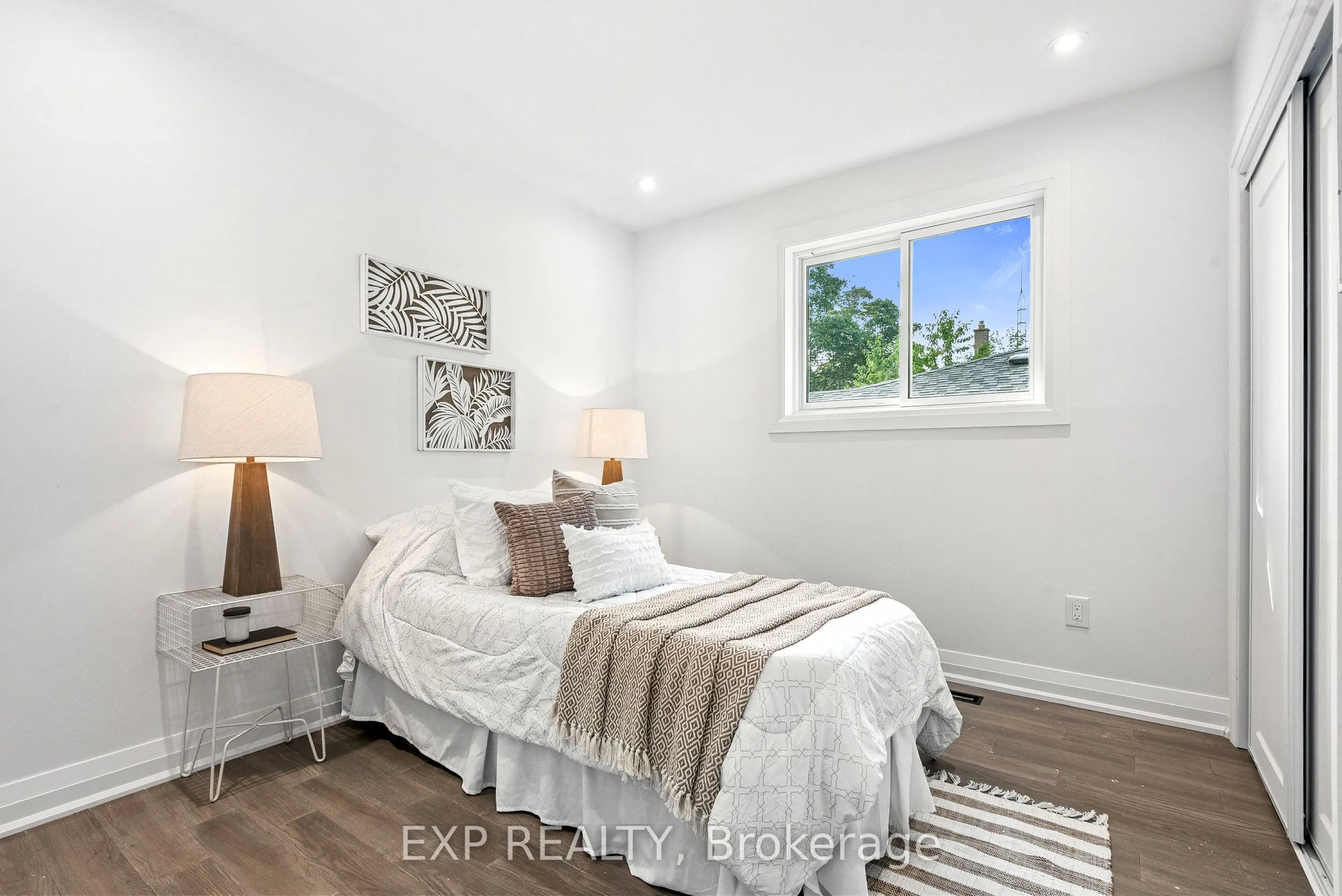 5 Midcroft Drive
