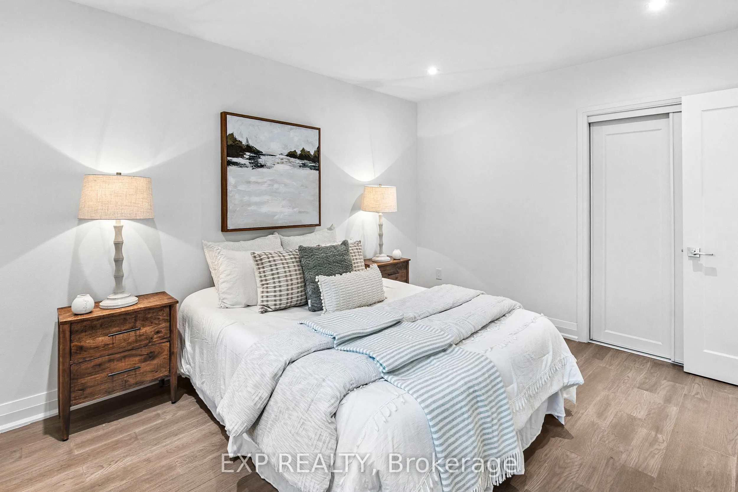 5 Midcroft Drive