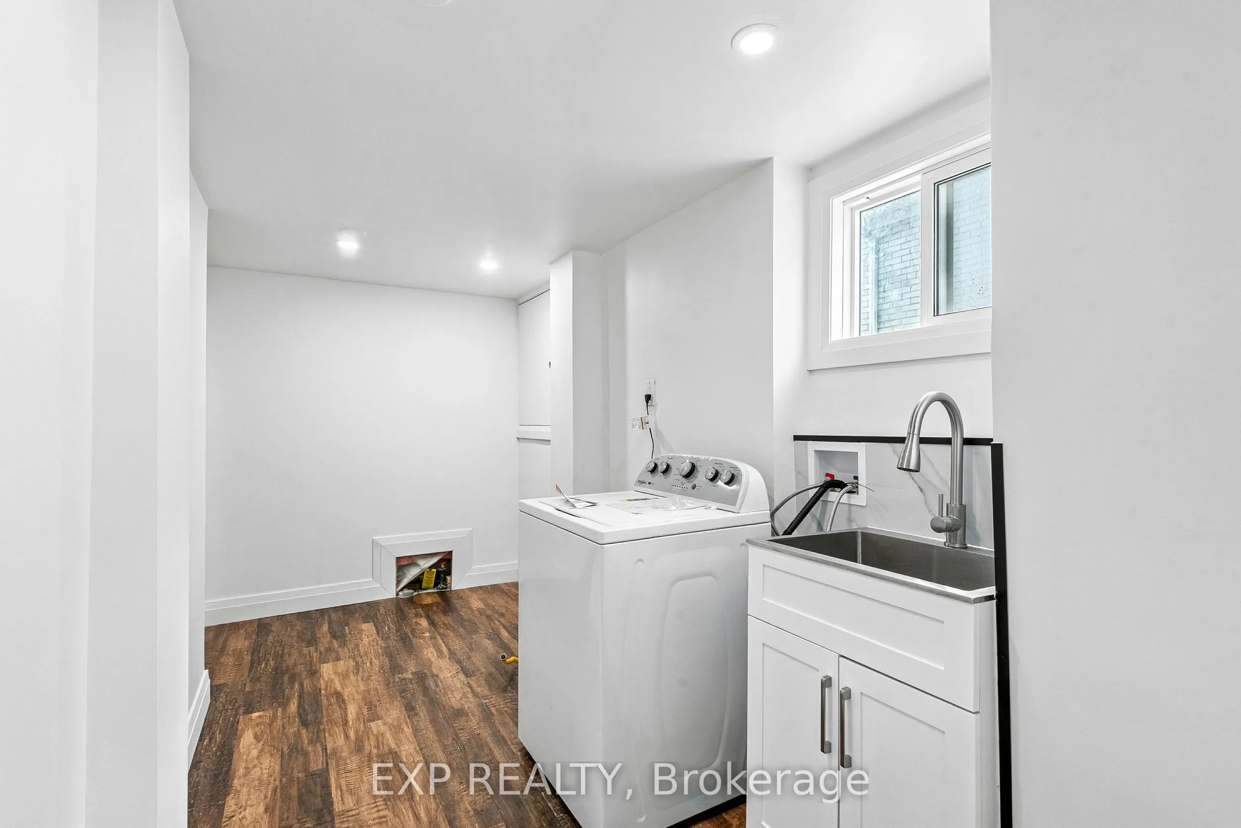5 Midcroft Drive