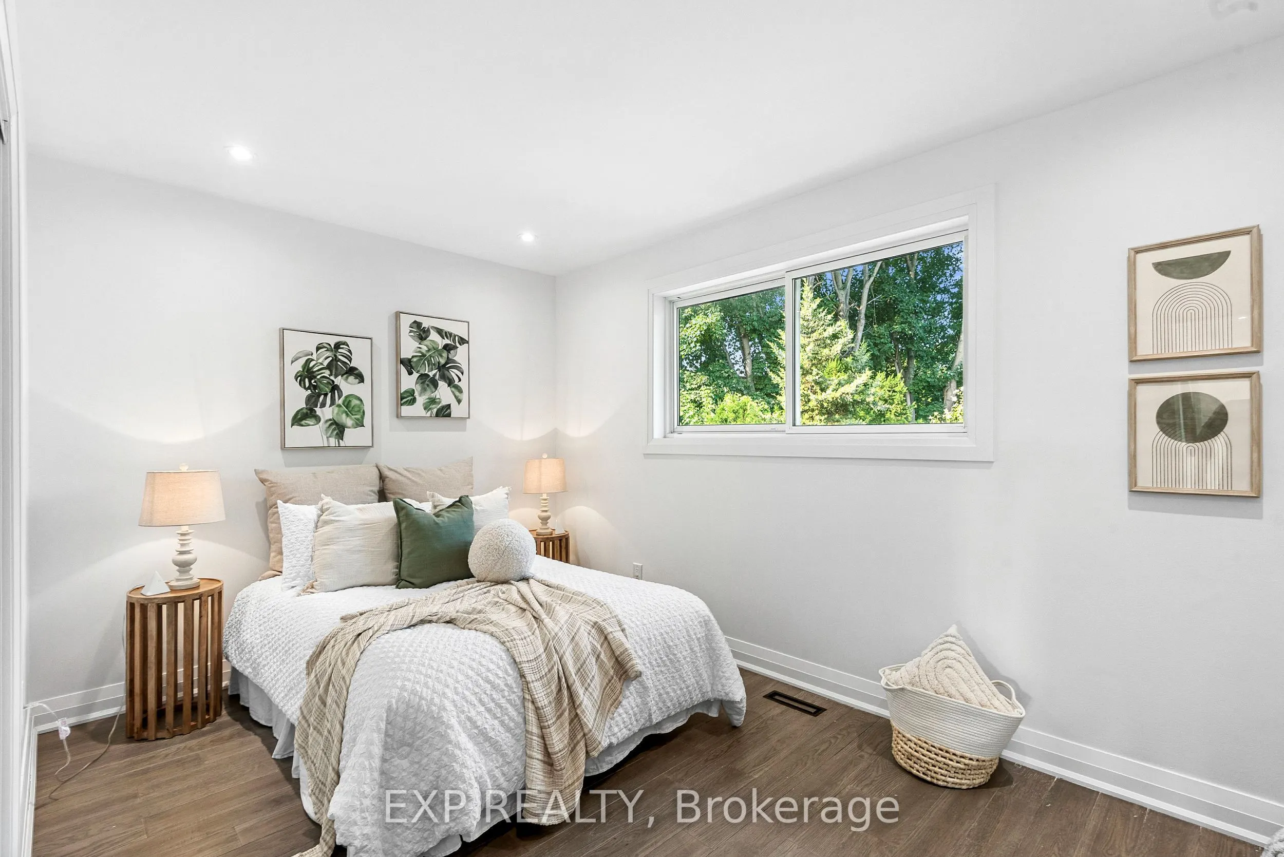 5 Midcroft Drive
