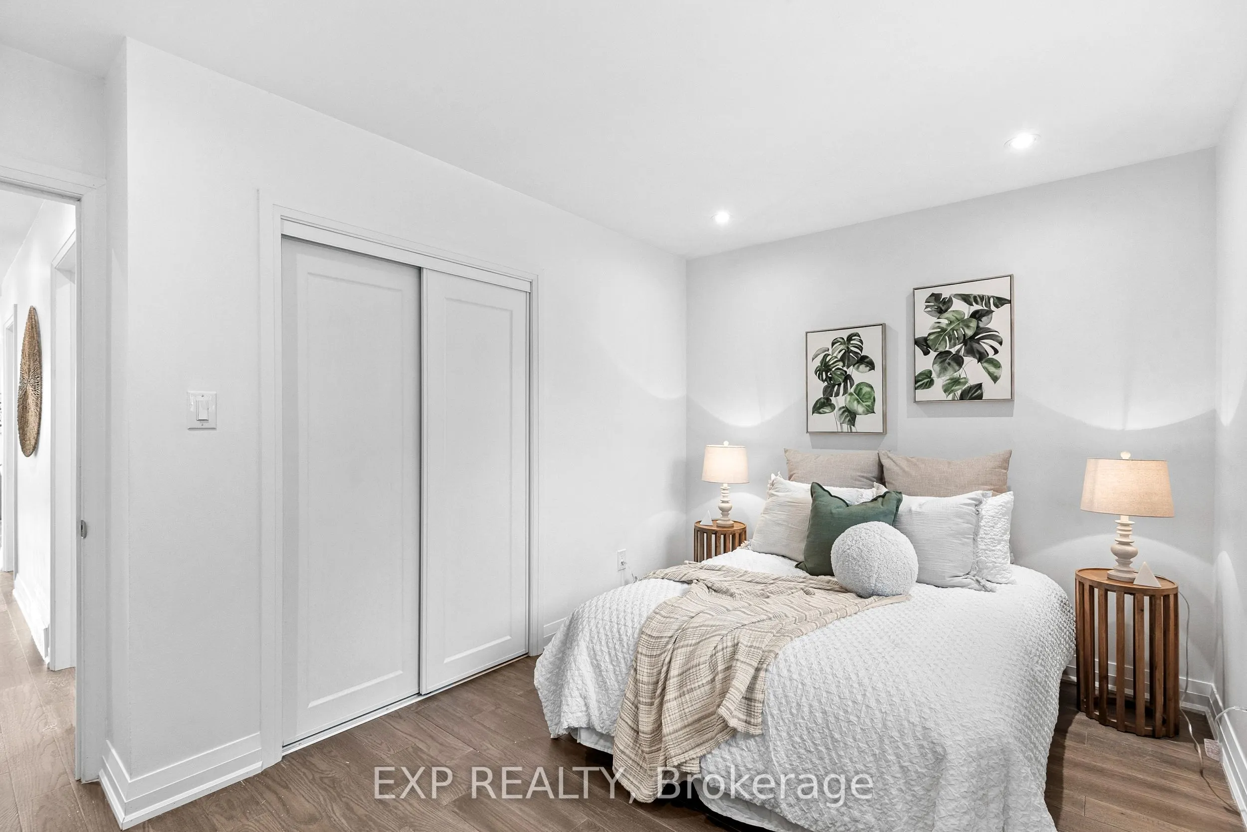 5 Midcroft Drive