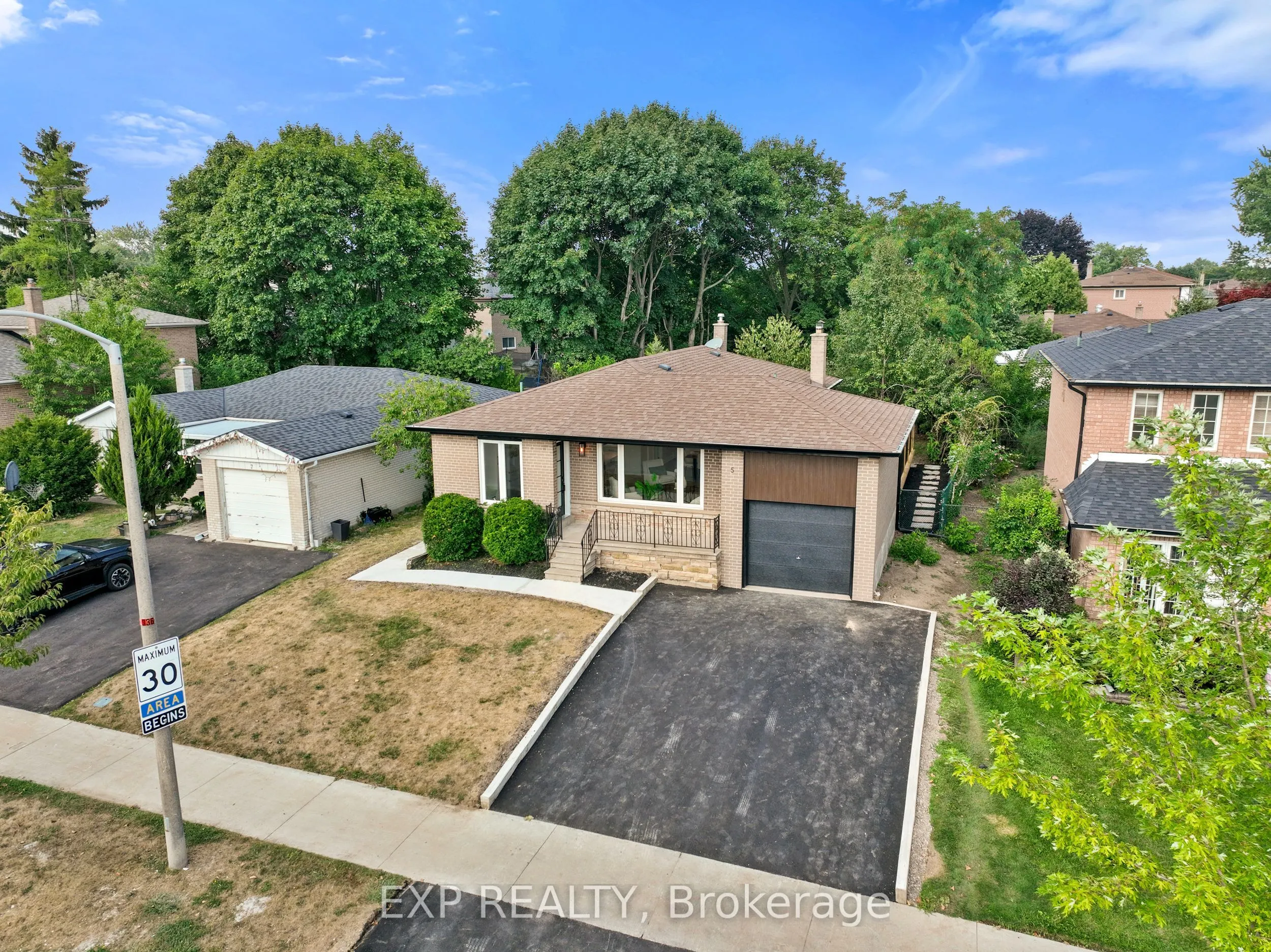 5 Midcroft Drive