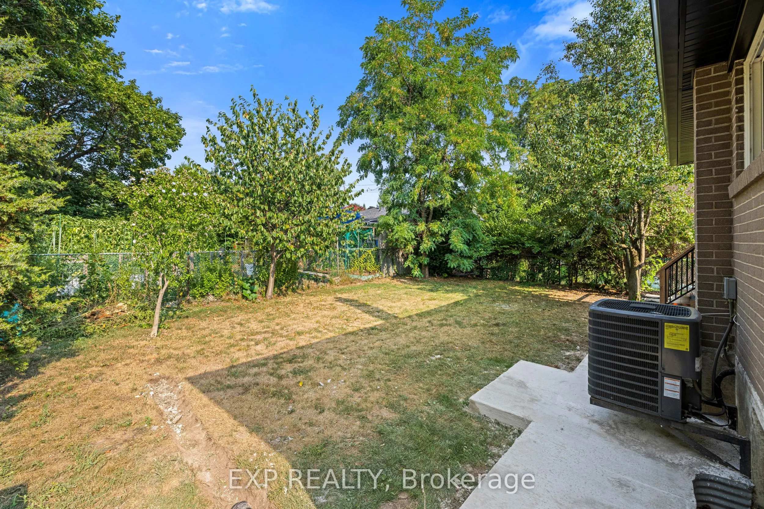 5 Midcroft Drive