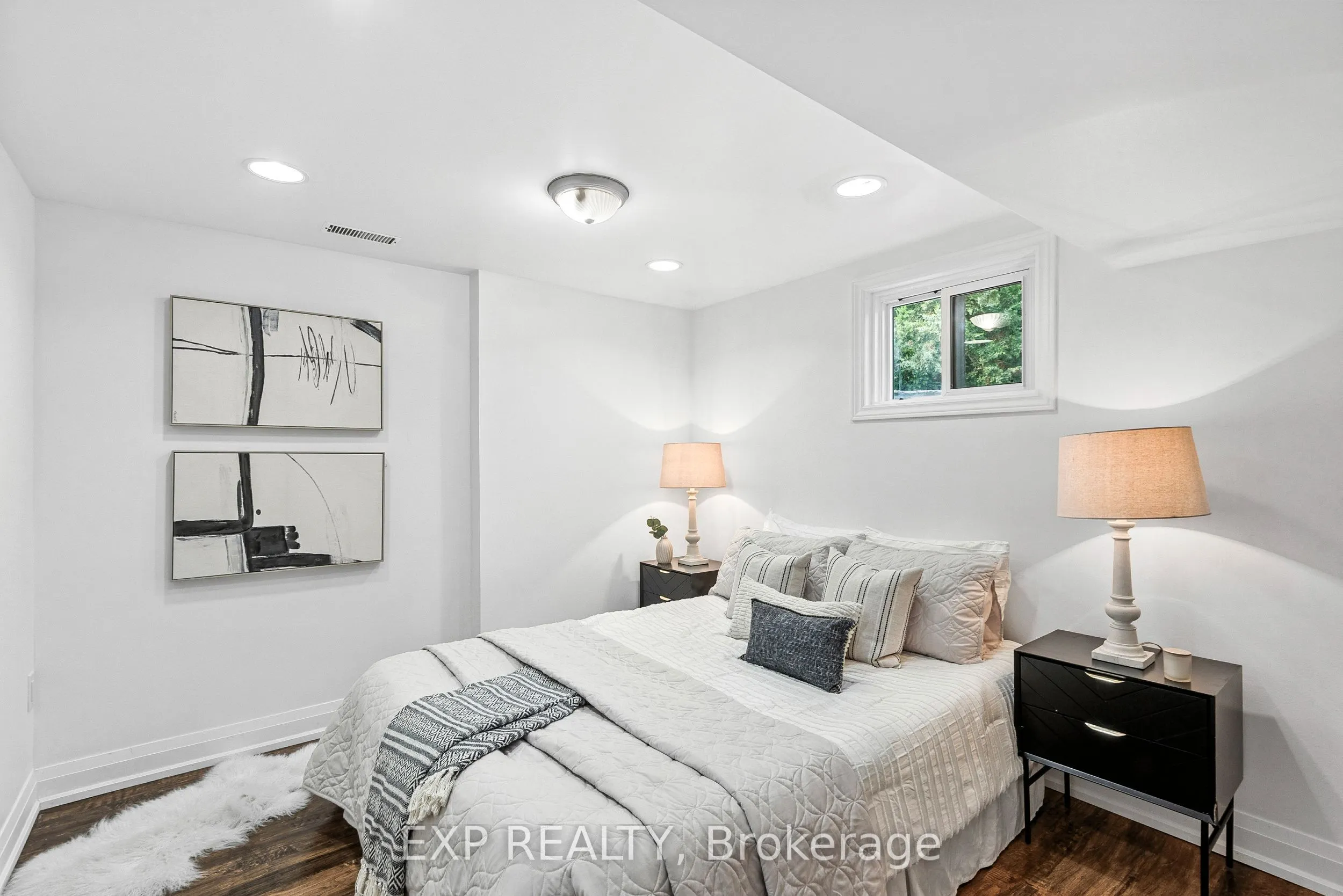 5 Midcroft Drive