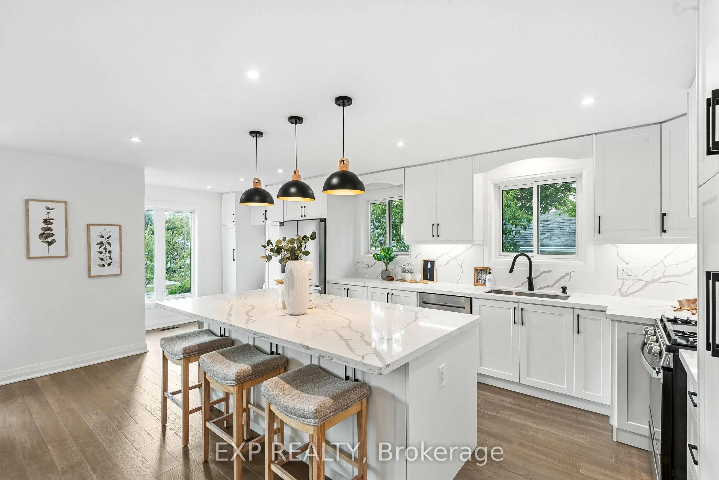 5 Midcroft Drive