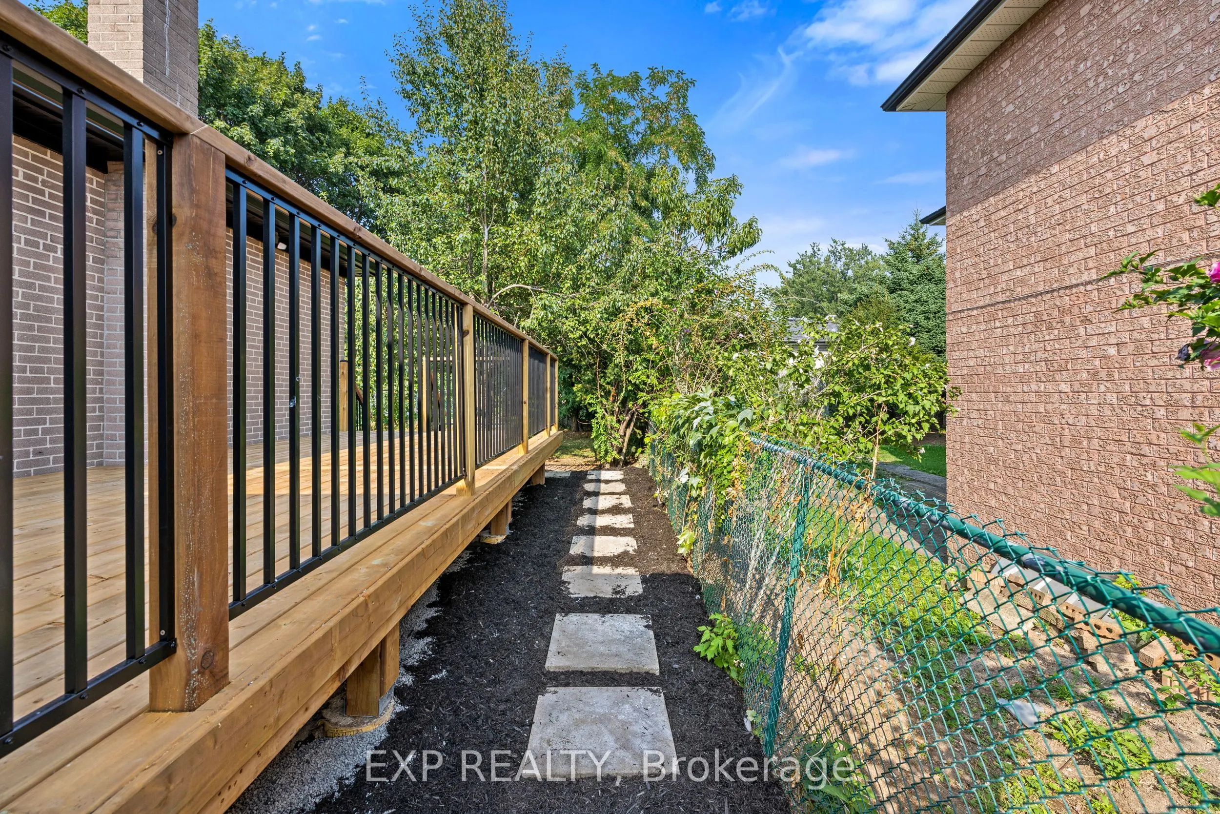 5 Midcroft Drive