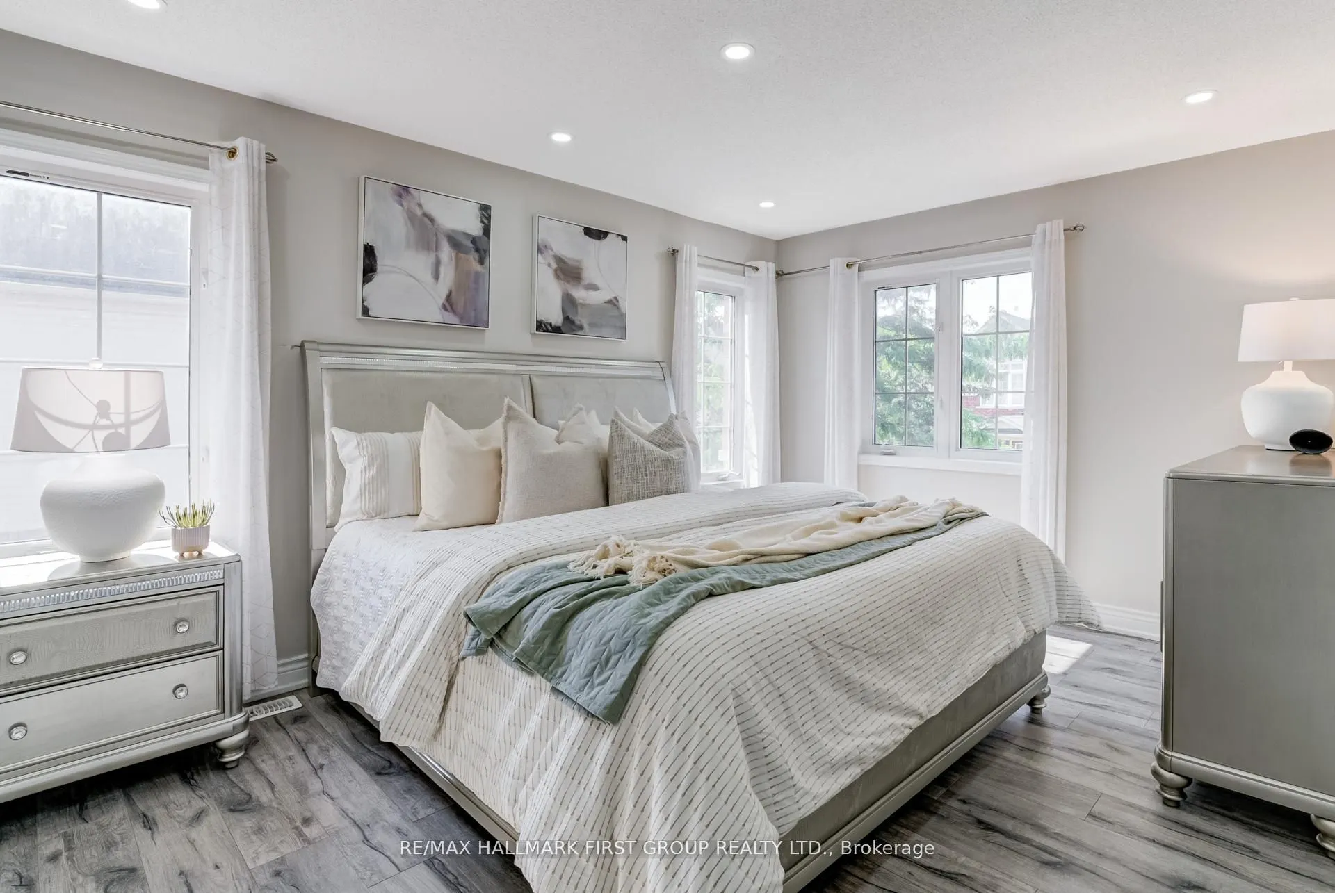 35 Elliottglen Drive