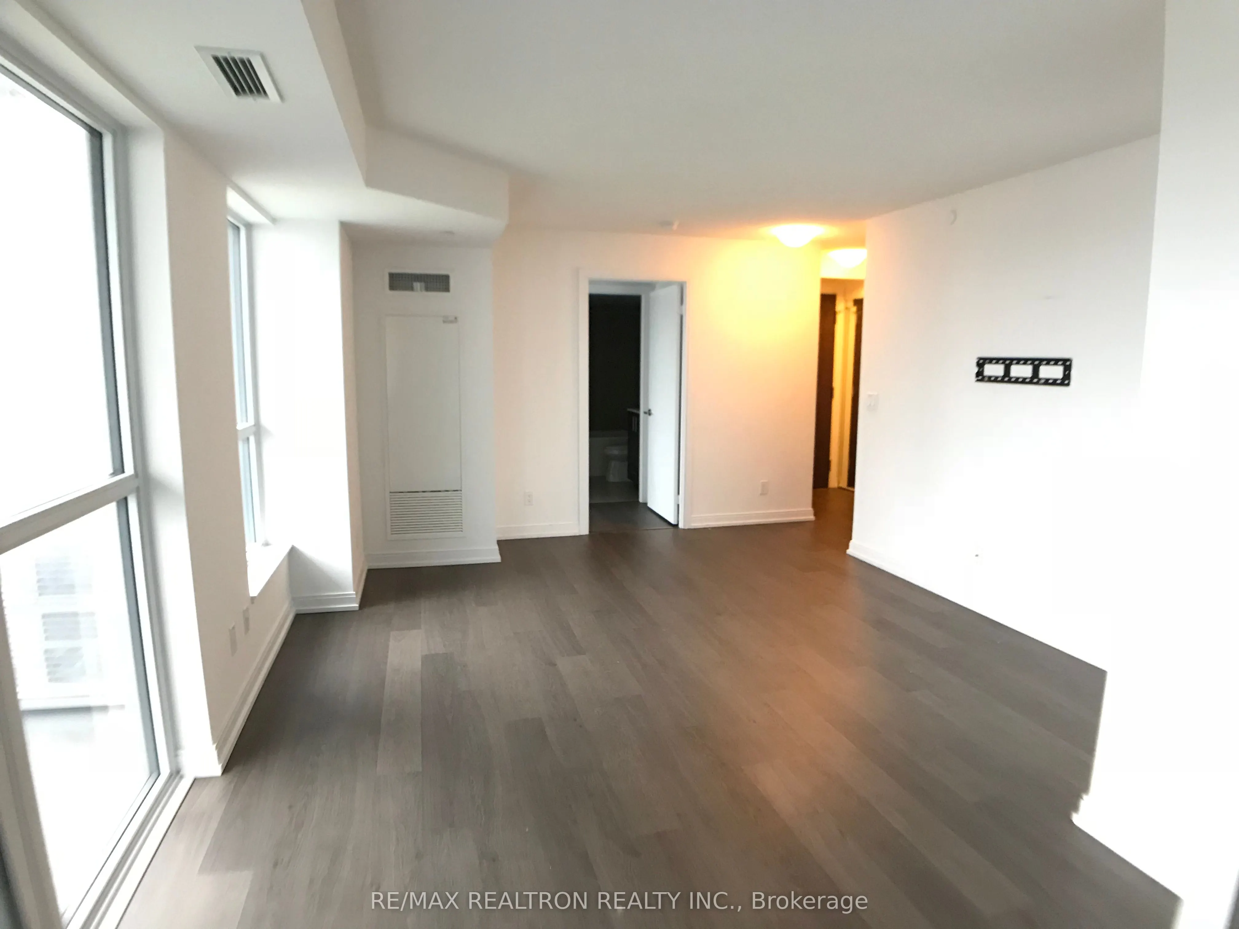 255 Village Green Square, #1602