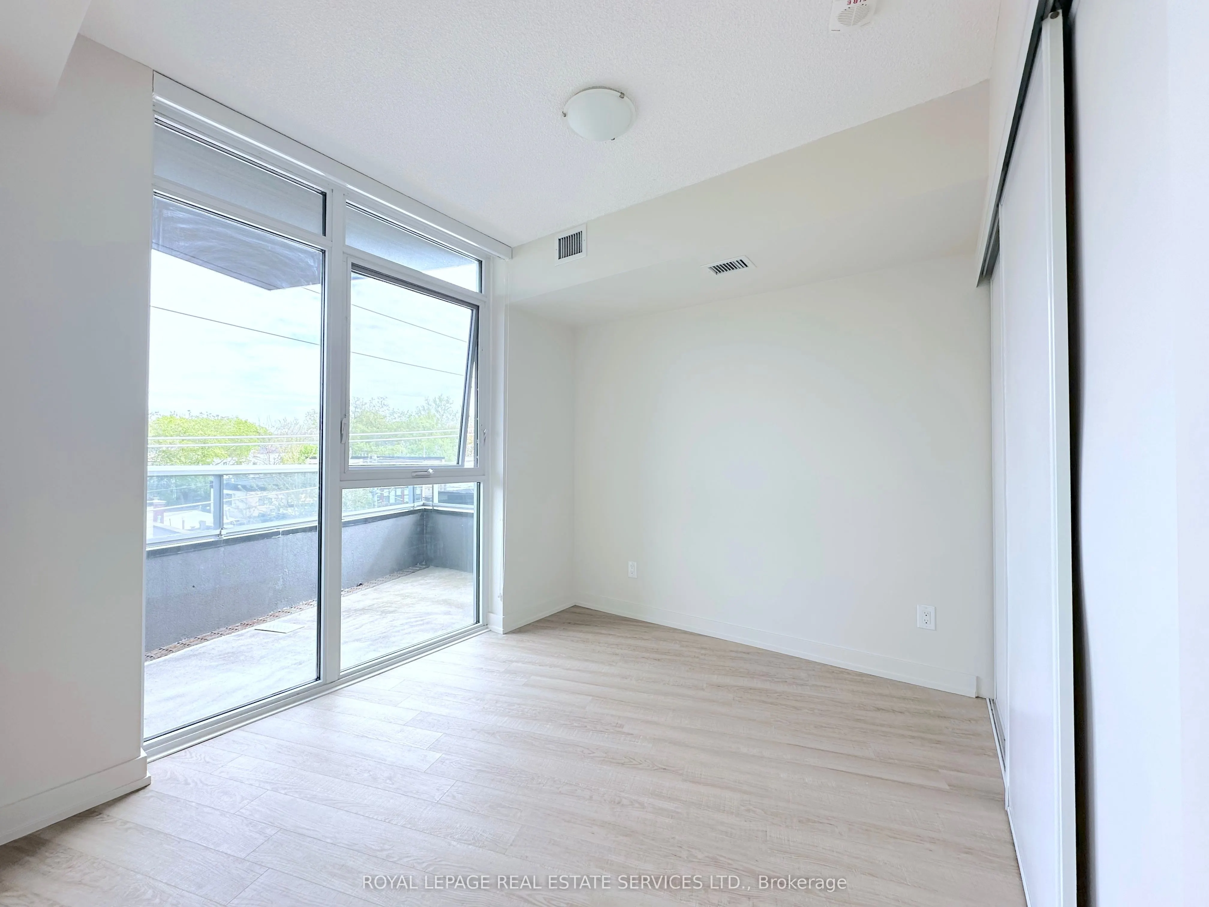 763 Woodbine Avenue, #510