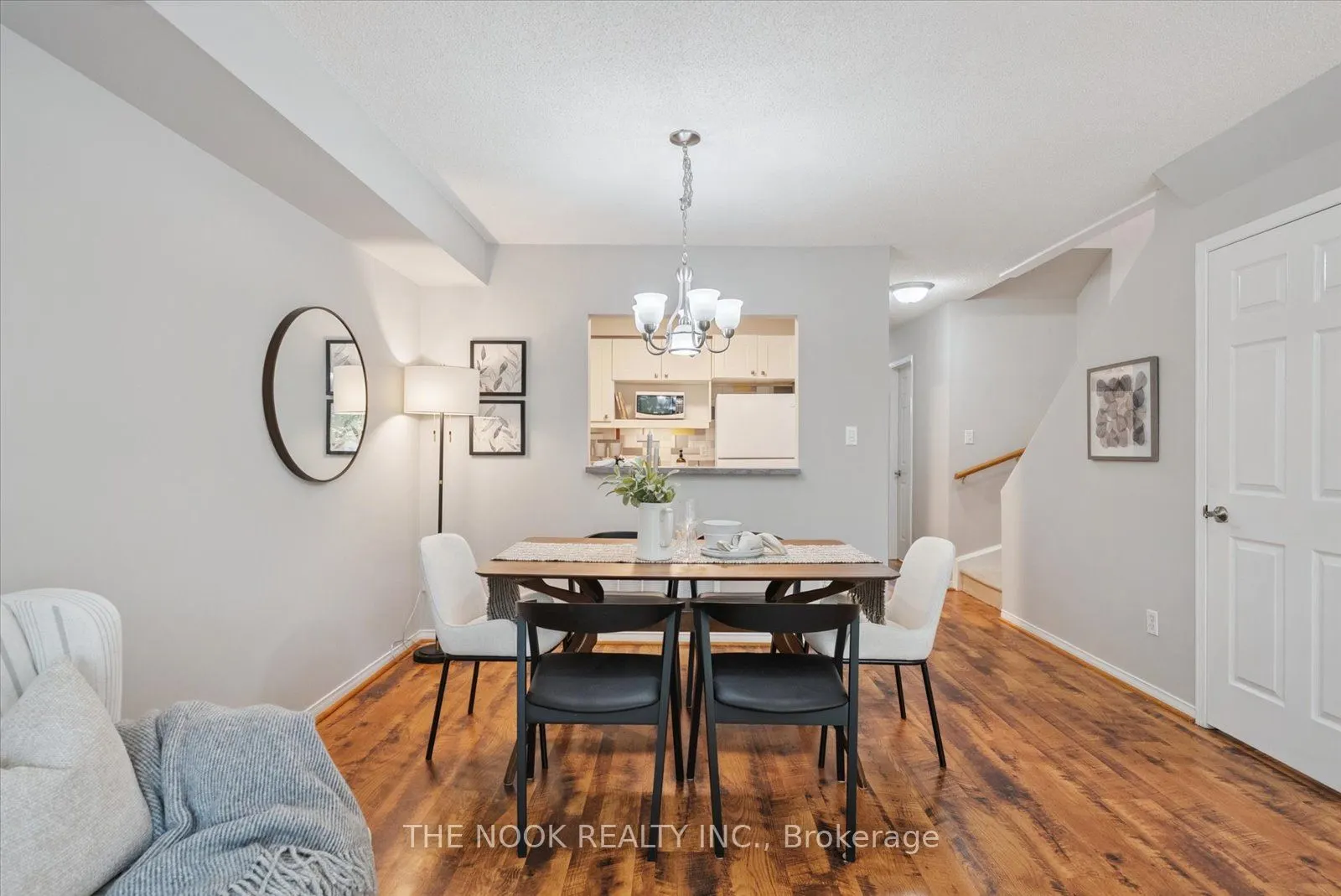 905 Bayly Street, #36