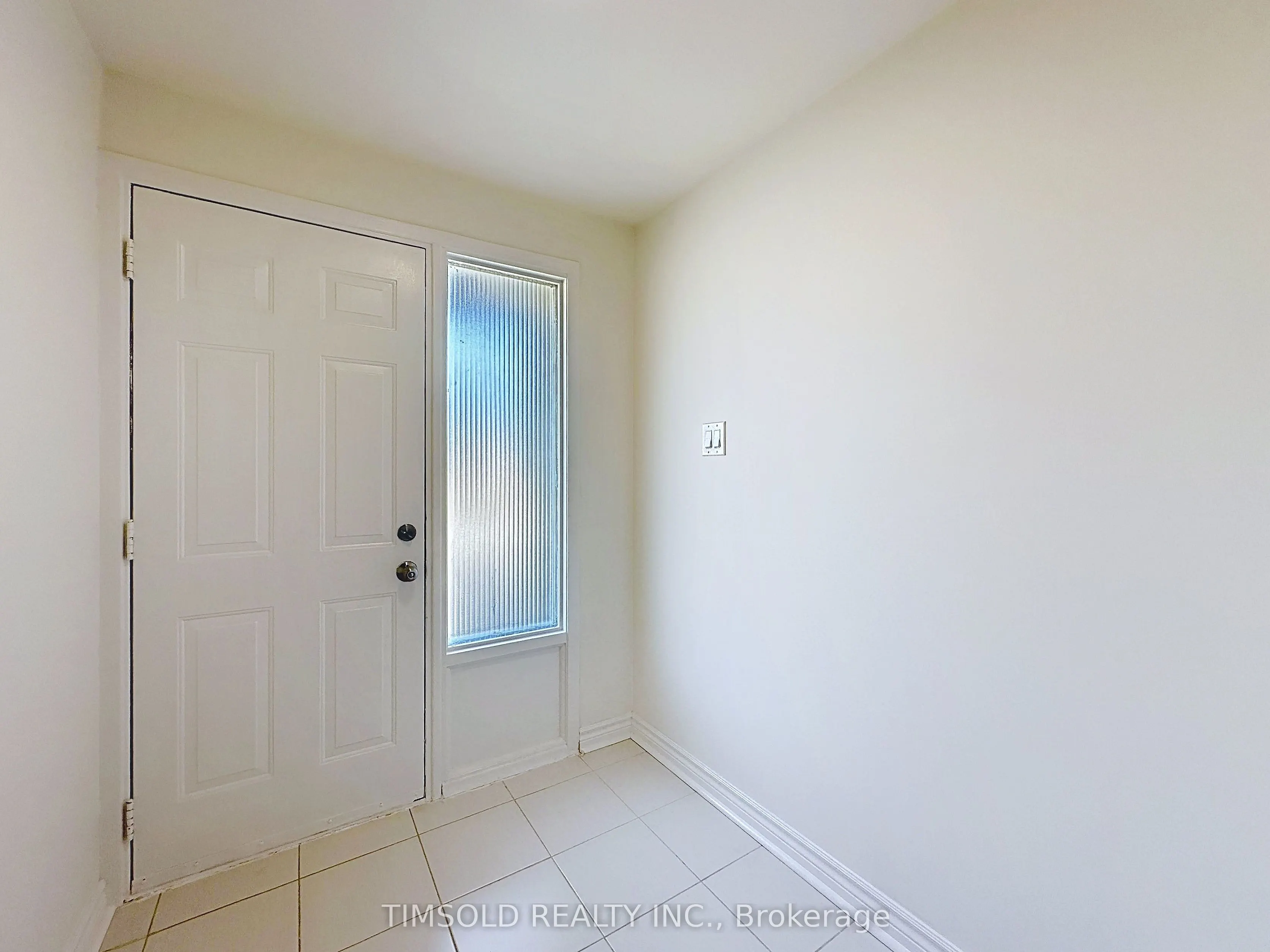 6 Lofthouse Square