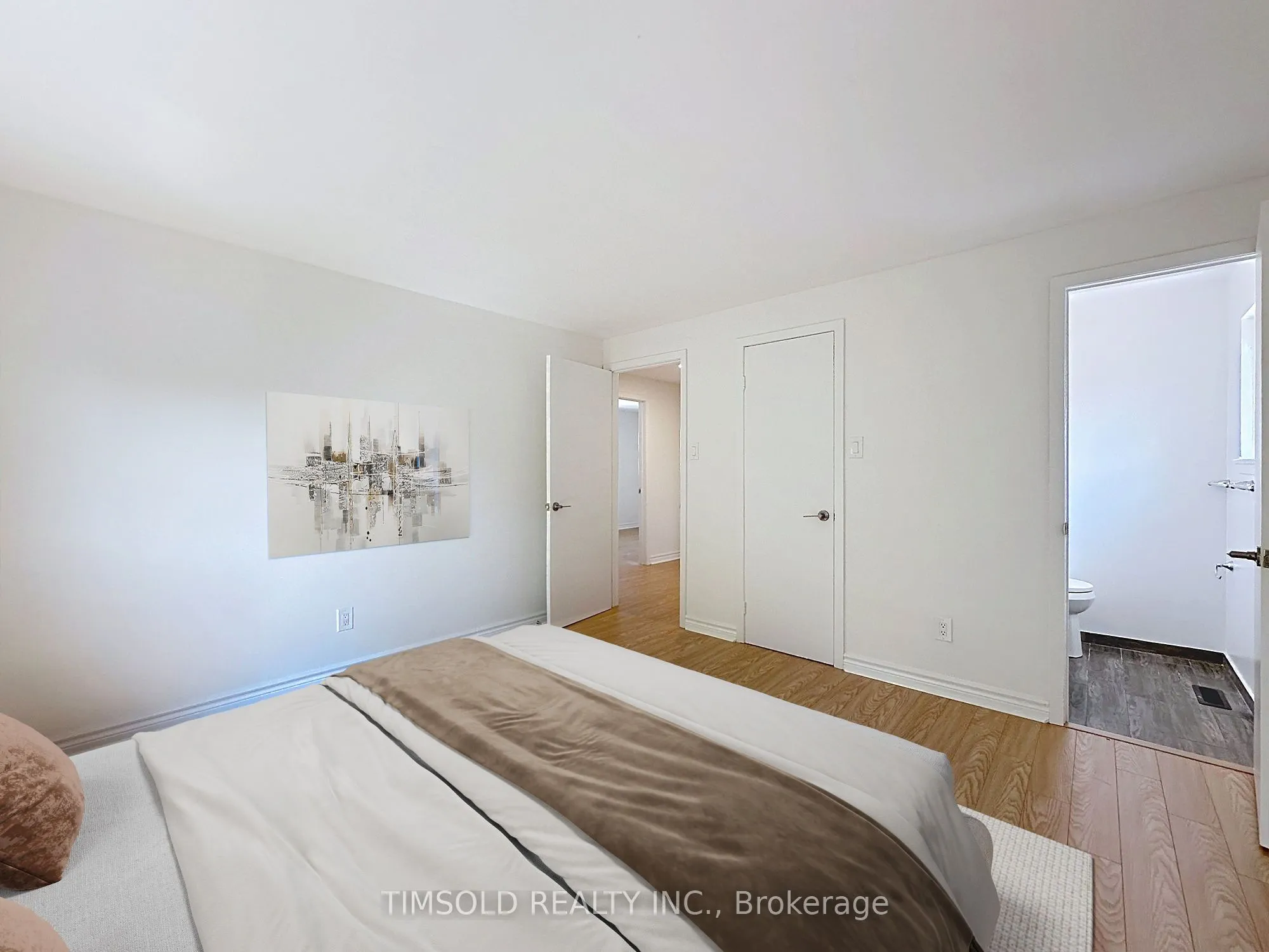 6 Lofthouse Square