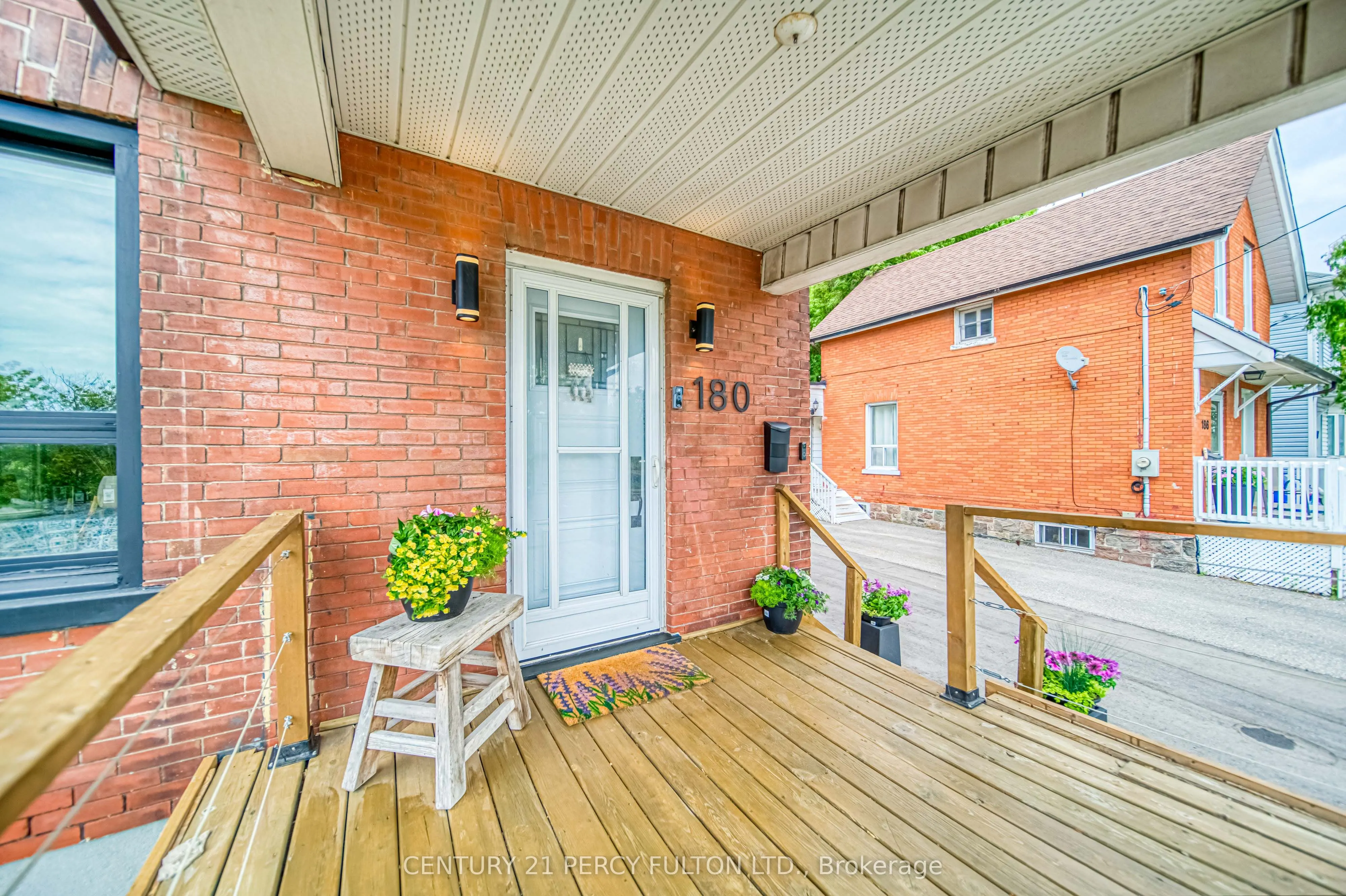 180 Bruce Street