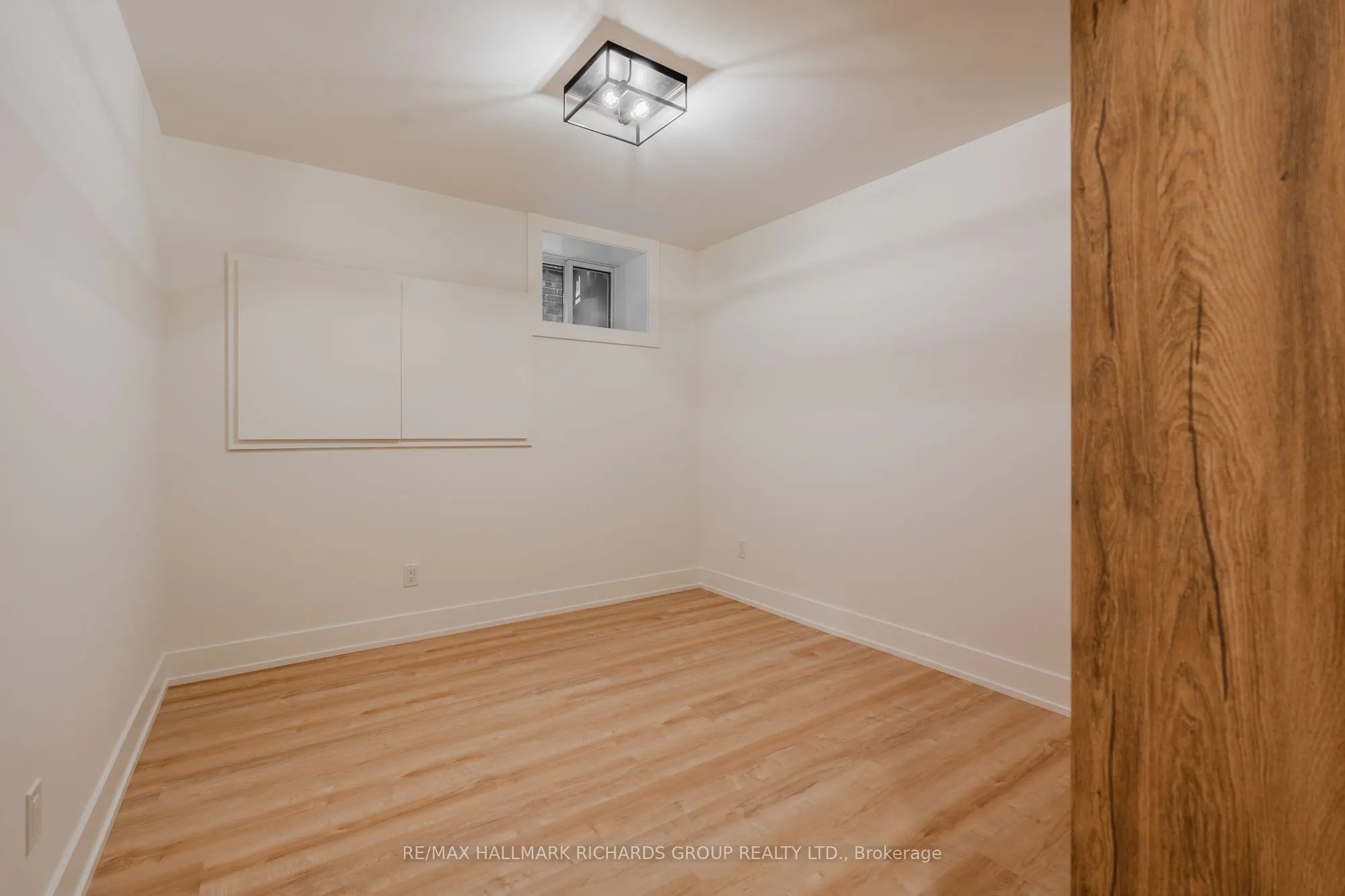 20 Wineva Avenue, #Lower
