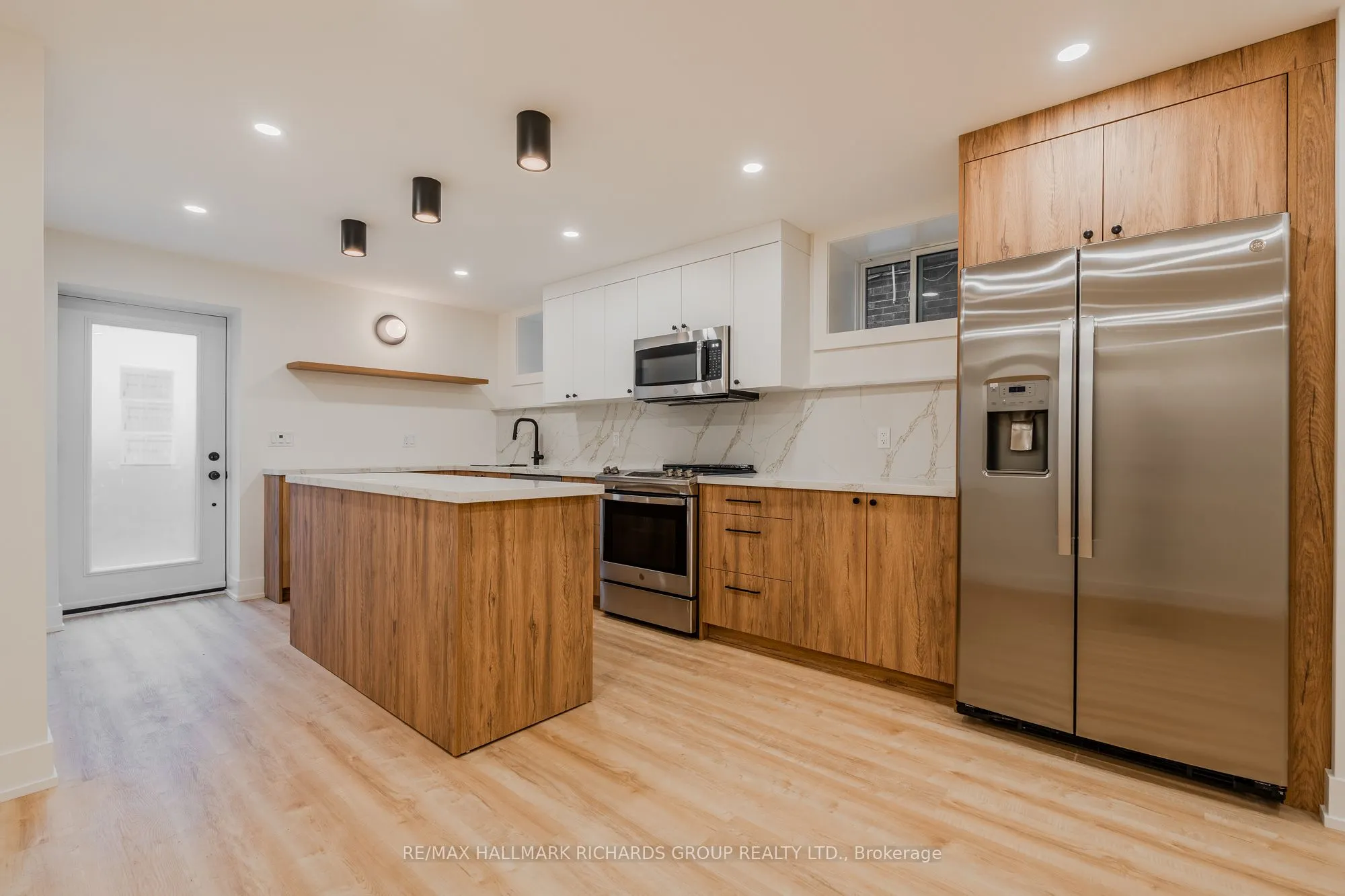 20 Wineva Avenue, #Lower
