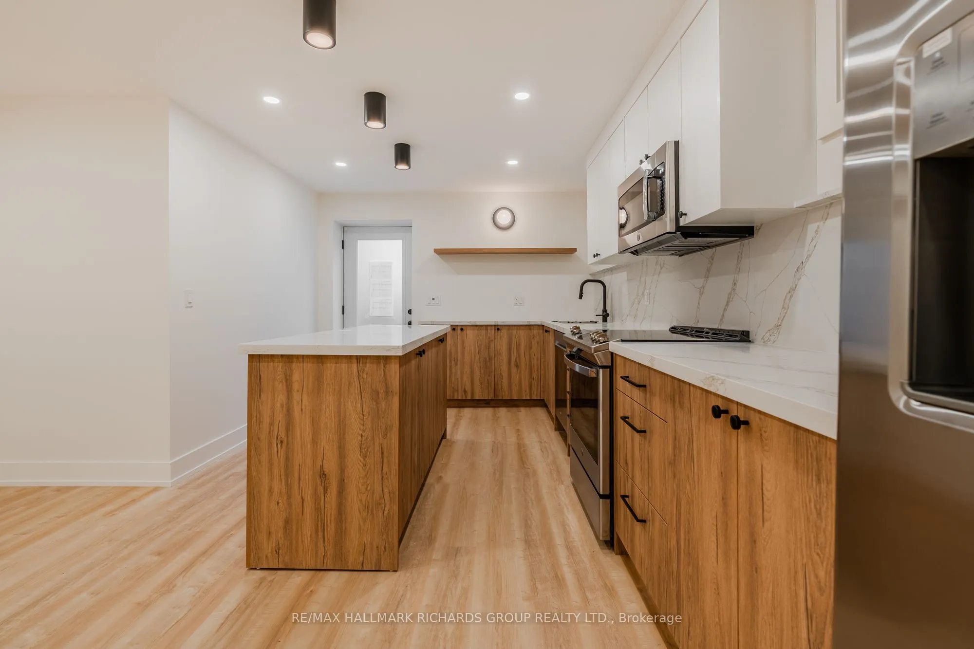 20 Wineva Avenue, #Lower