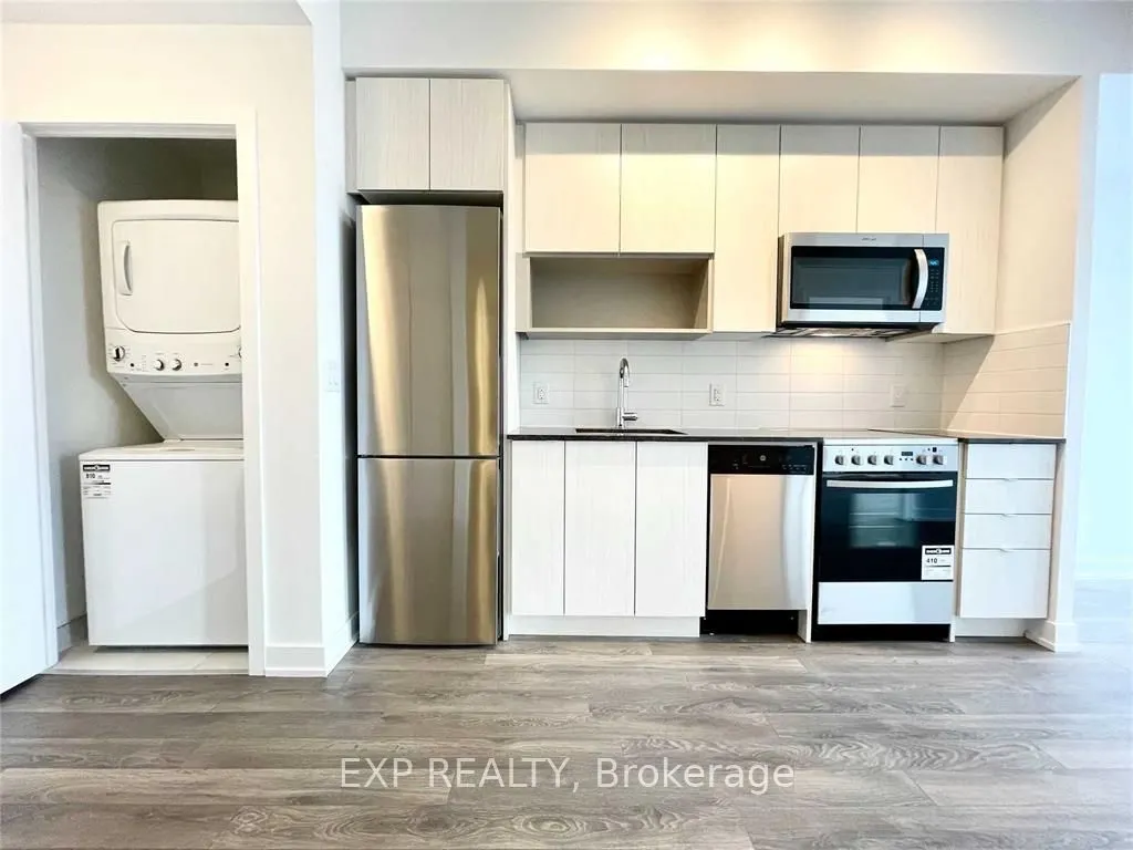630 Greenwood Avenue, #709