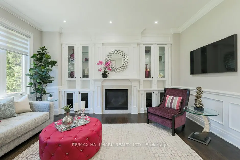 44 Scarboro Crescent