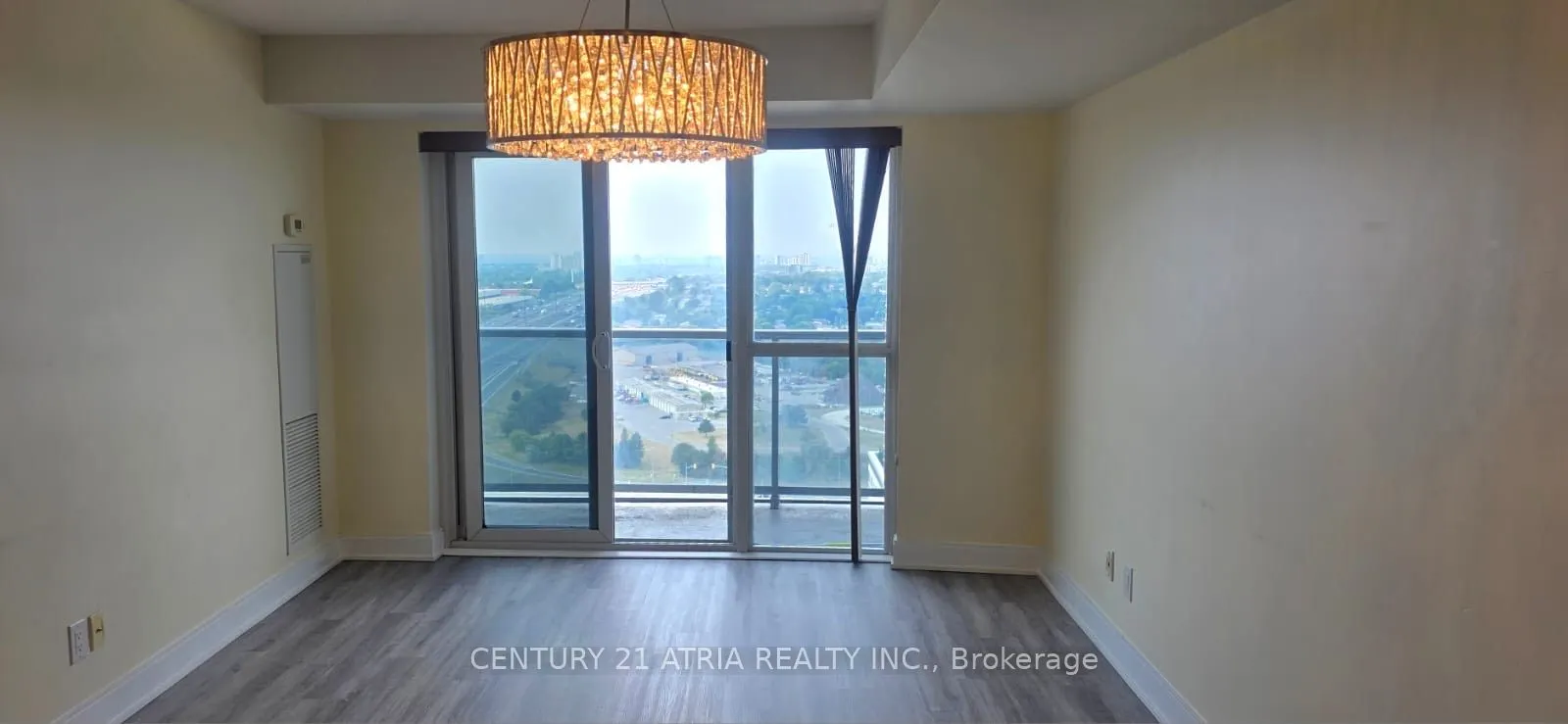 125 Village Green Square SE, #2807