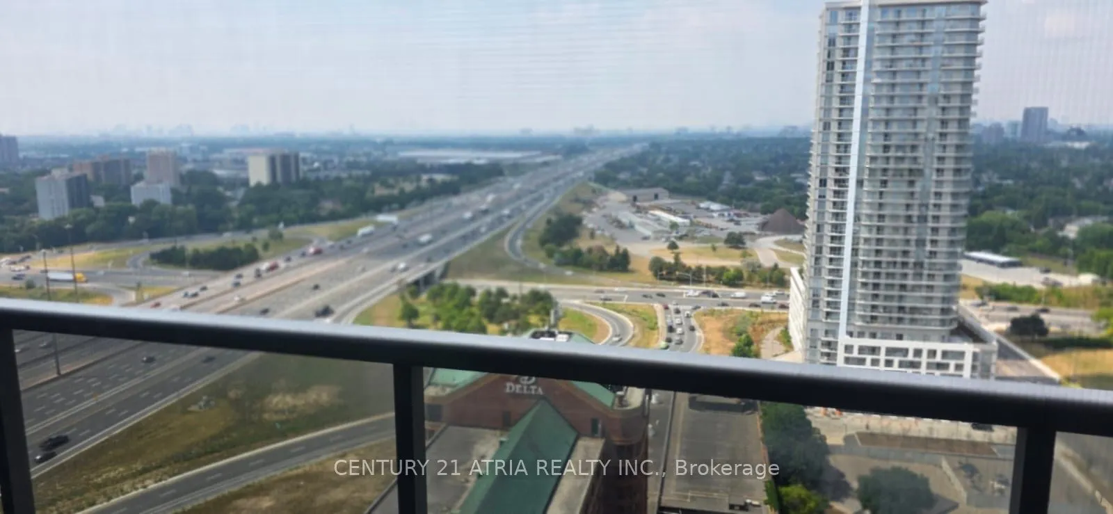 125 Village Green Square SE, #2807