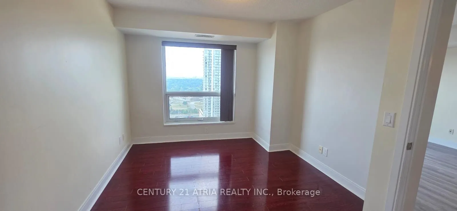 125 Village Green Square SE, #2807
