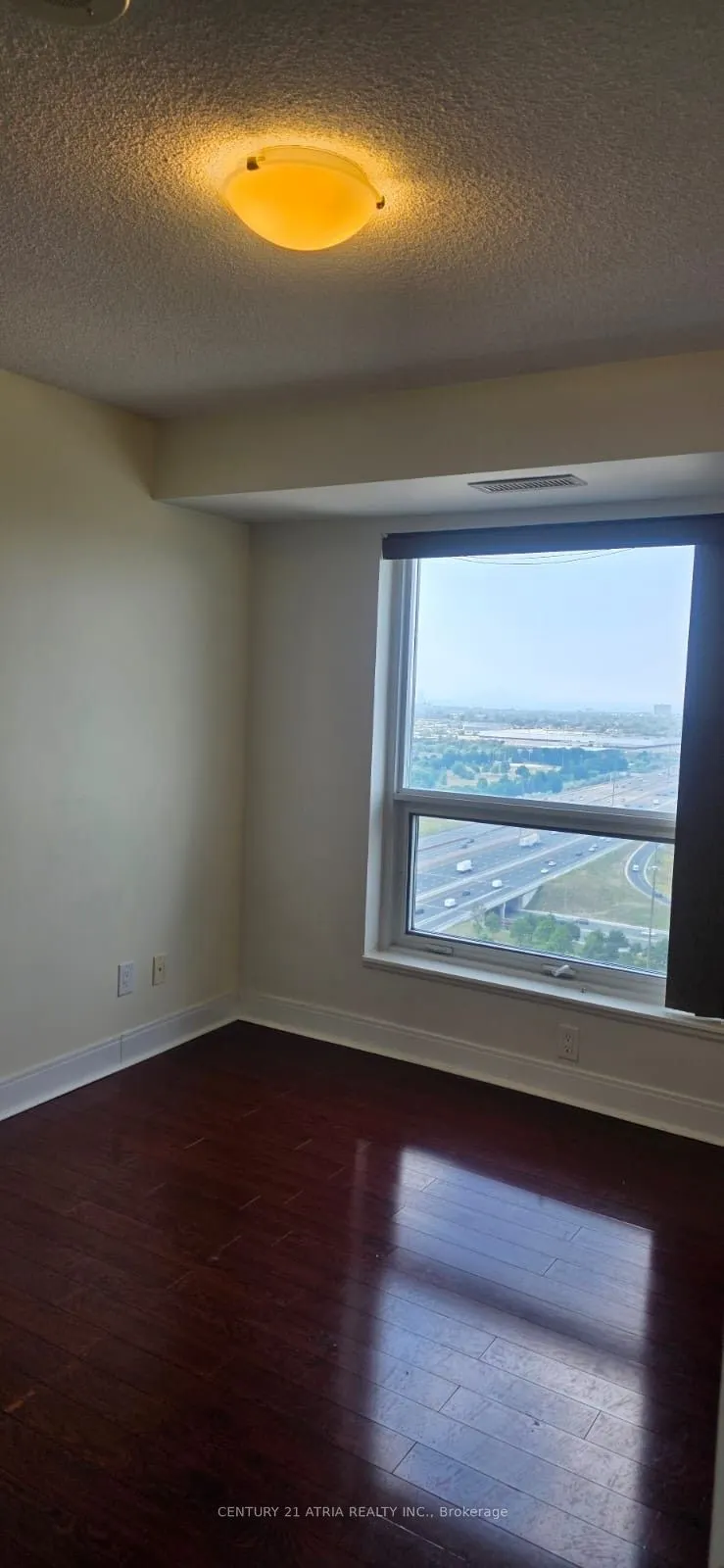 125 Village Green Square SE, #2807