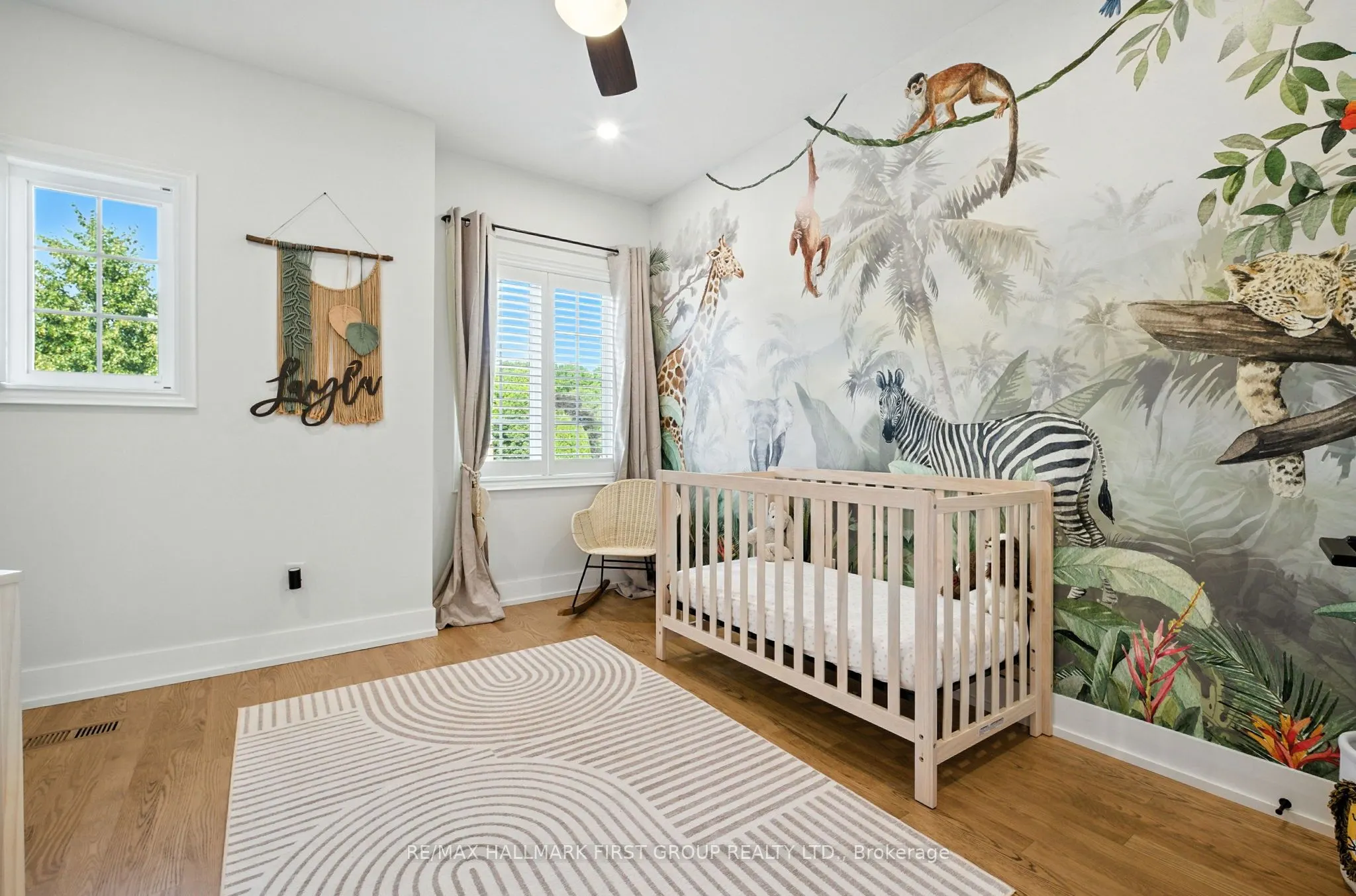 2318 Canterbury Crescent