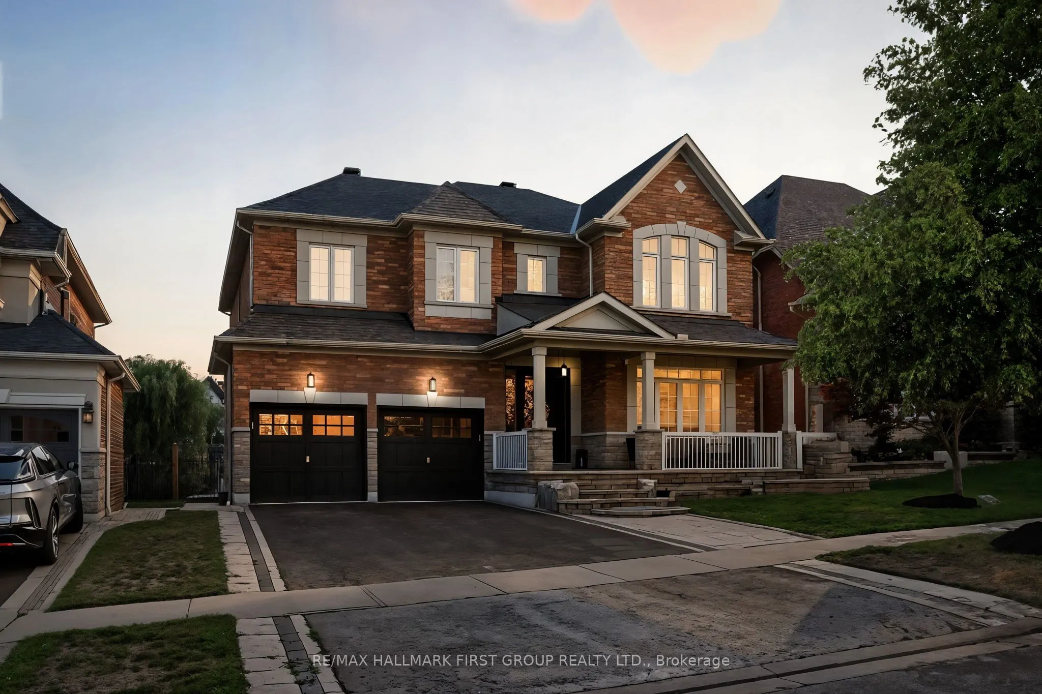 2318 Canterbury Crescent