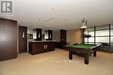 36 Lee Centre Drive E, #2015