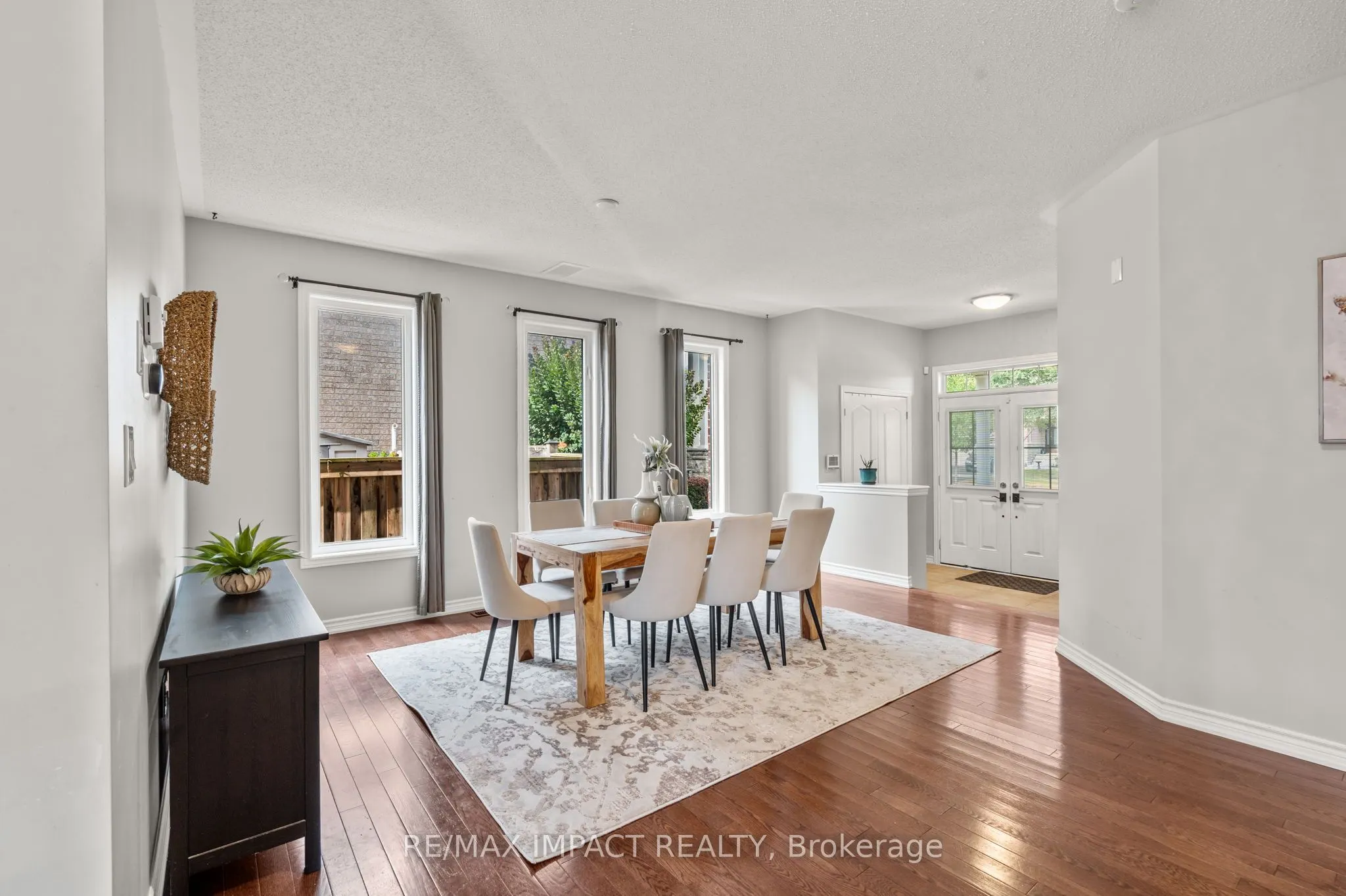 376 West Scugog Lane