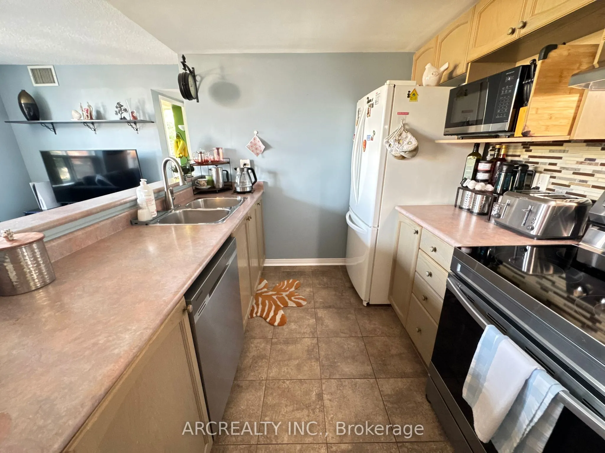 1625 Pickering Parkway, #206