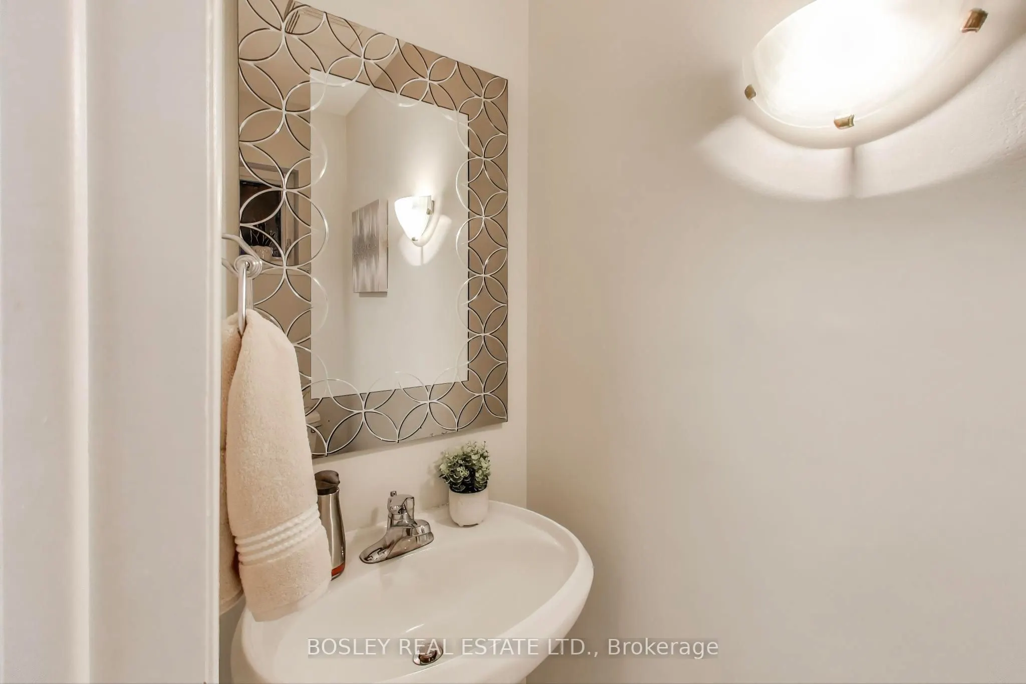 28 Livingston Road, #64