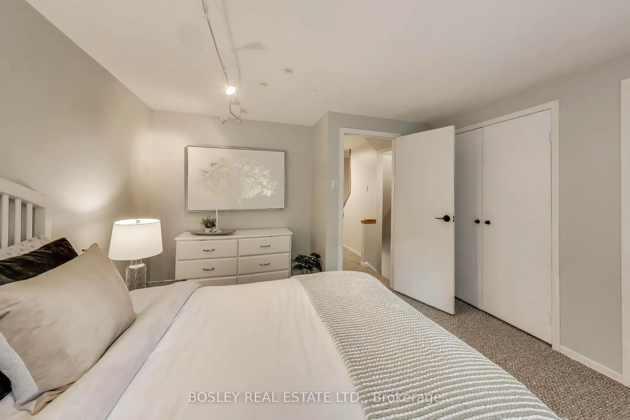 28 Livingston Road, #64