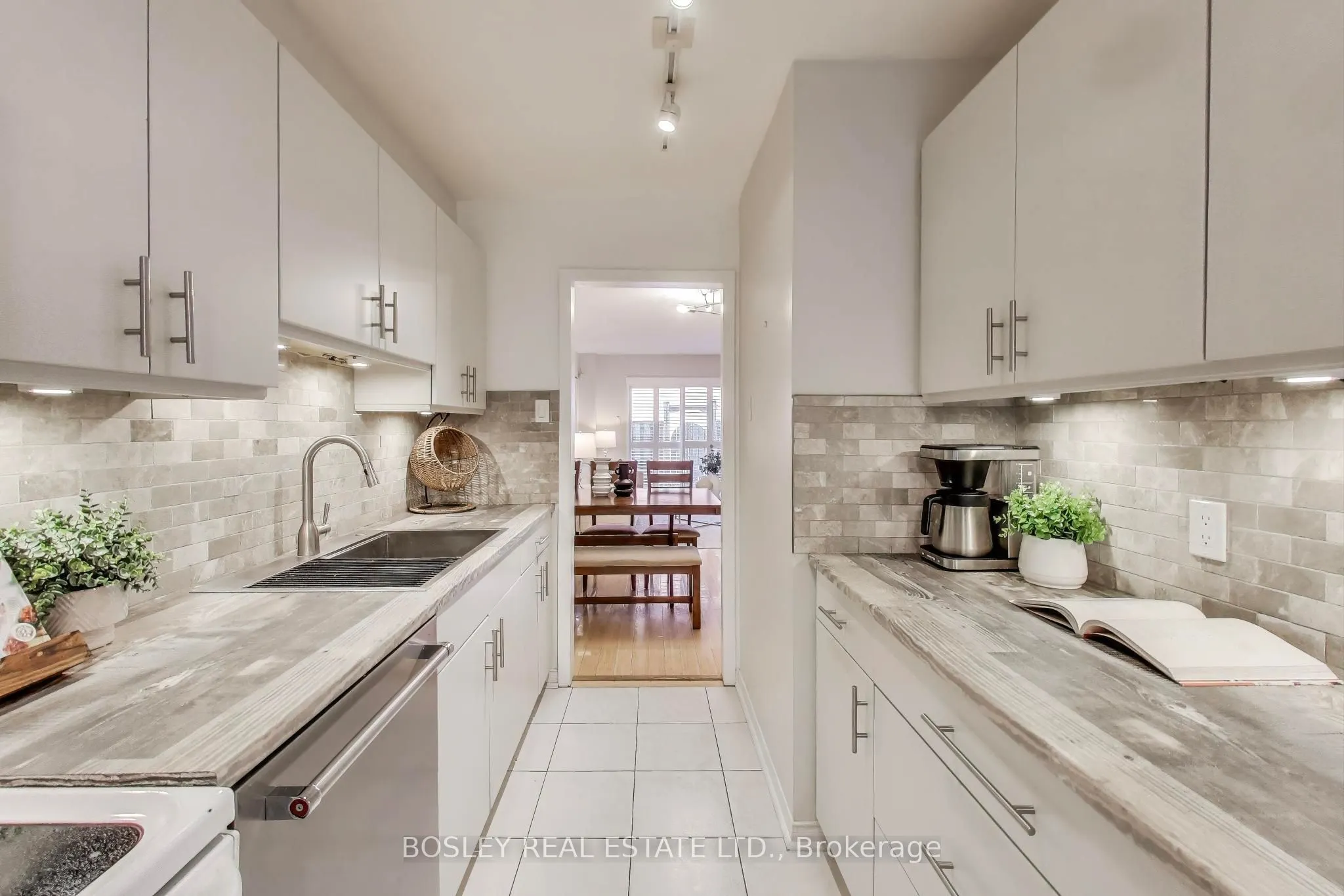 28 Livingston Road, #64