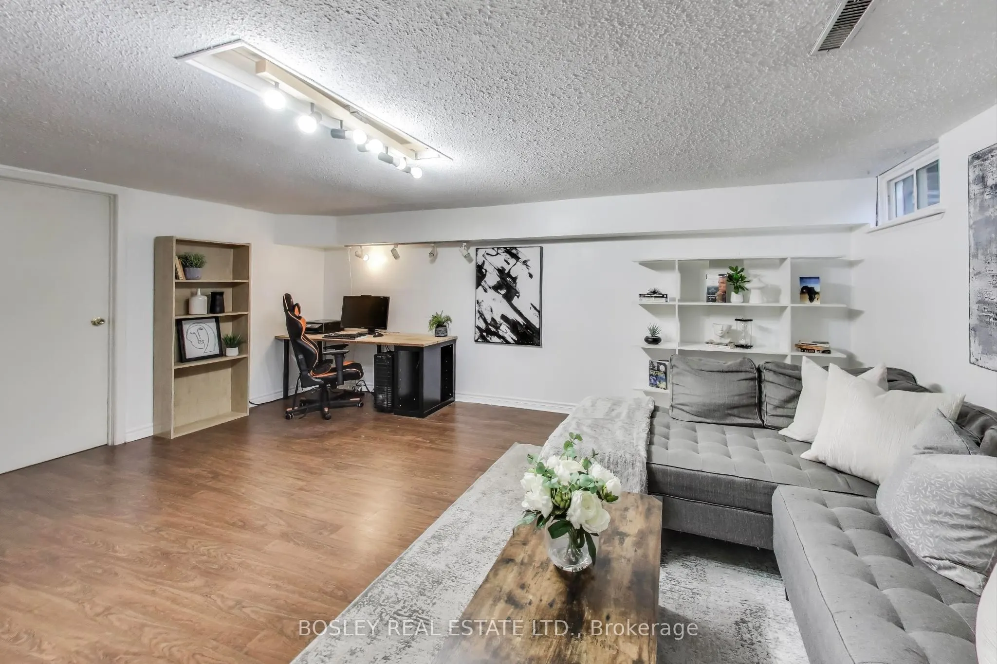 28 Livingston Road, #64