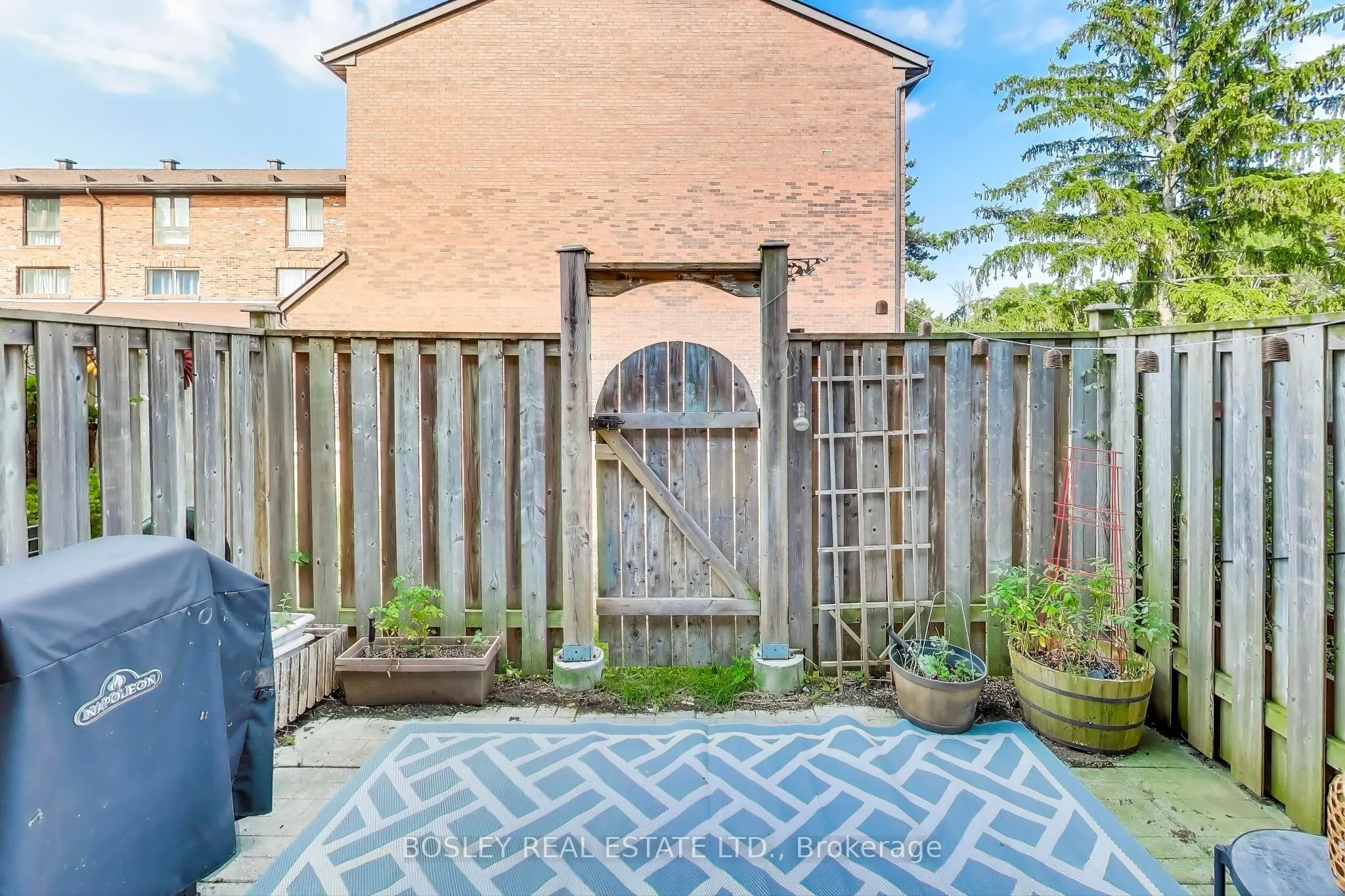28 Livingston Road, #64