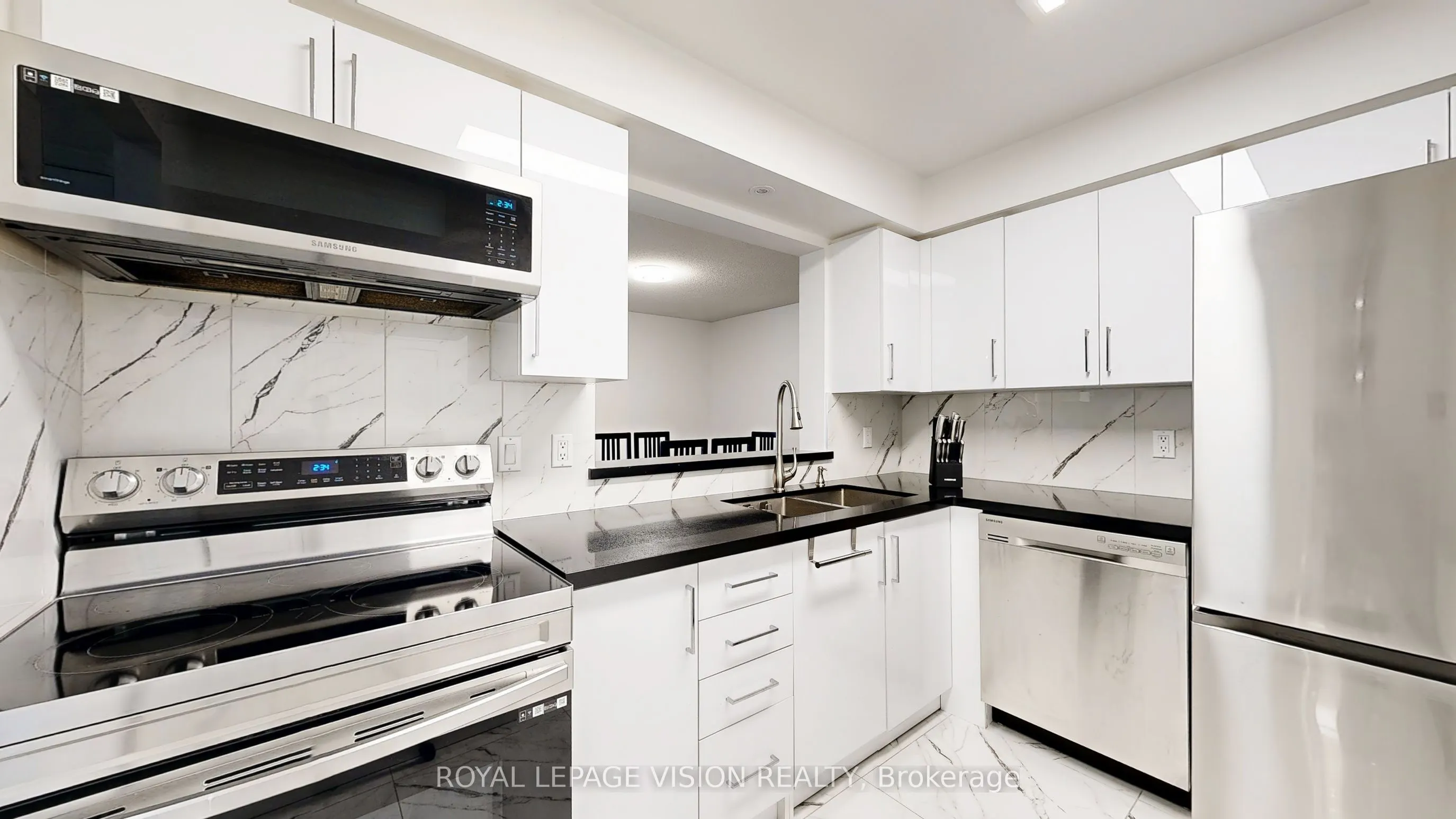 115 Omni Drive, #207