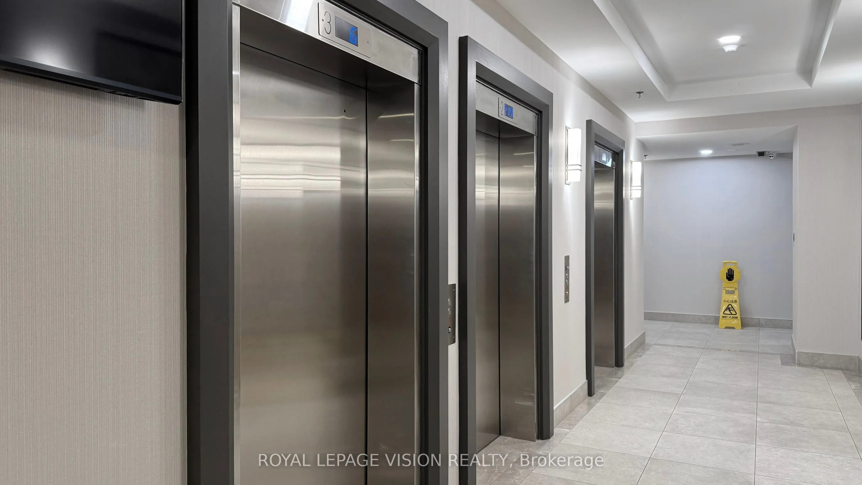 115 Omni Drive, #207
