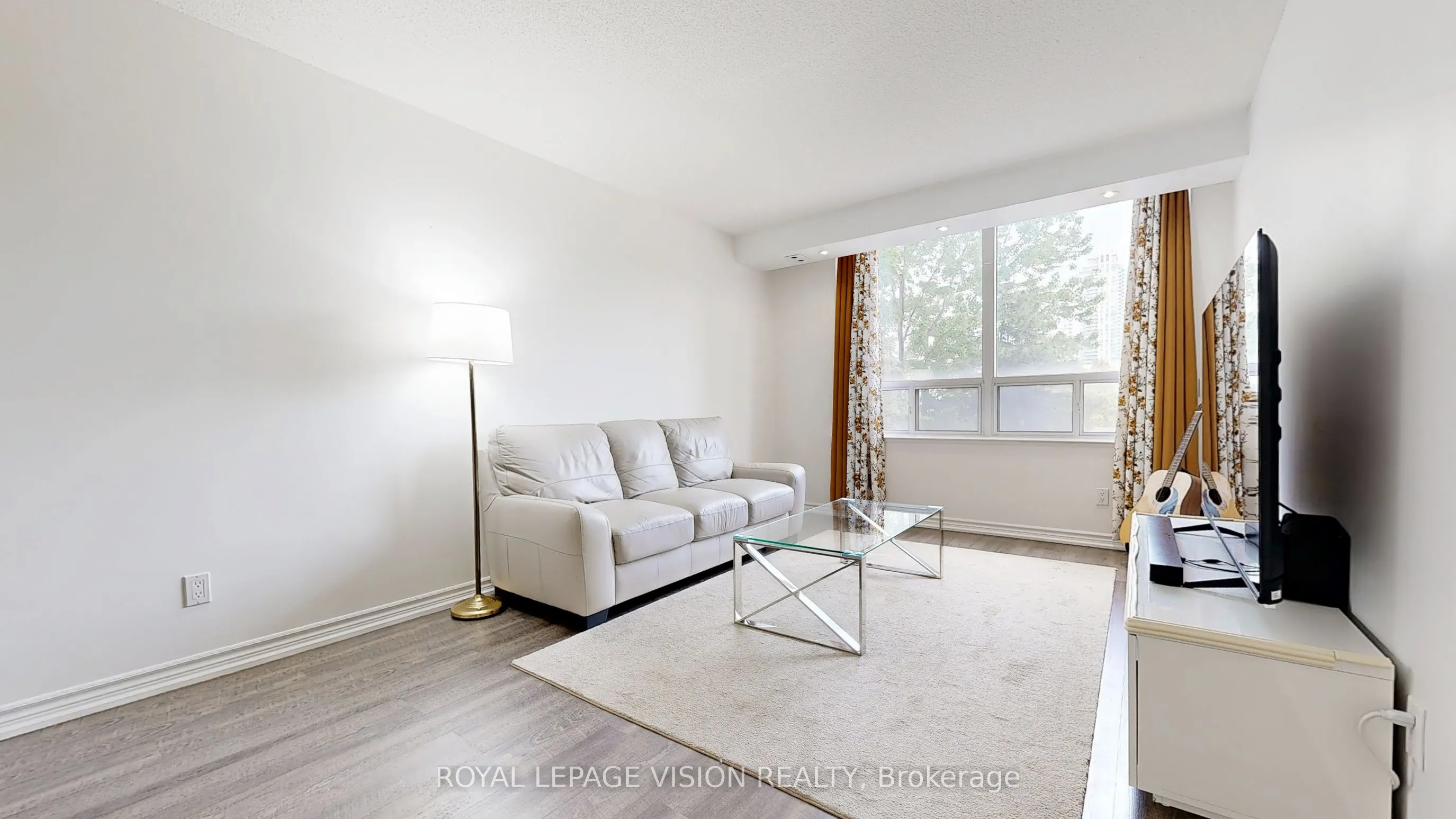 115 Omni Drive, #207