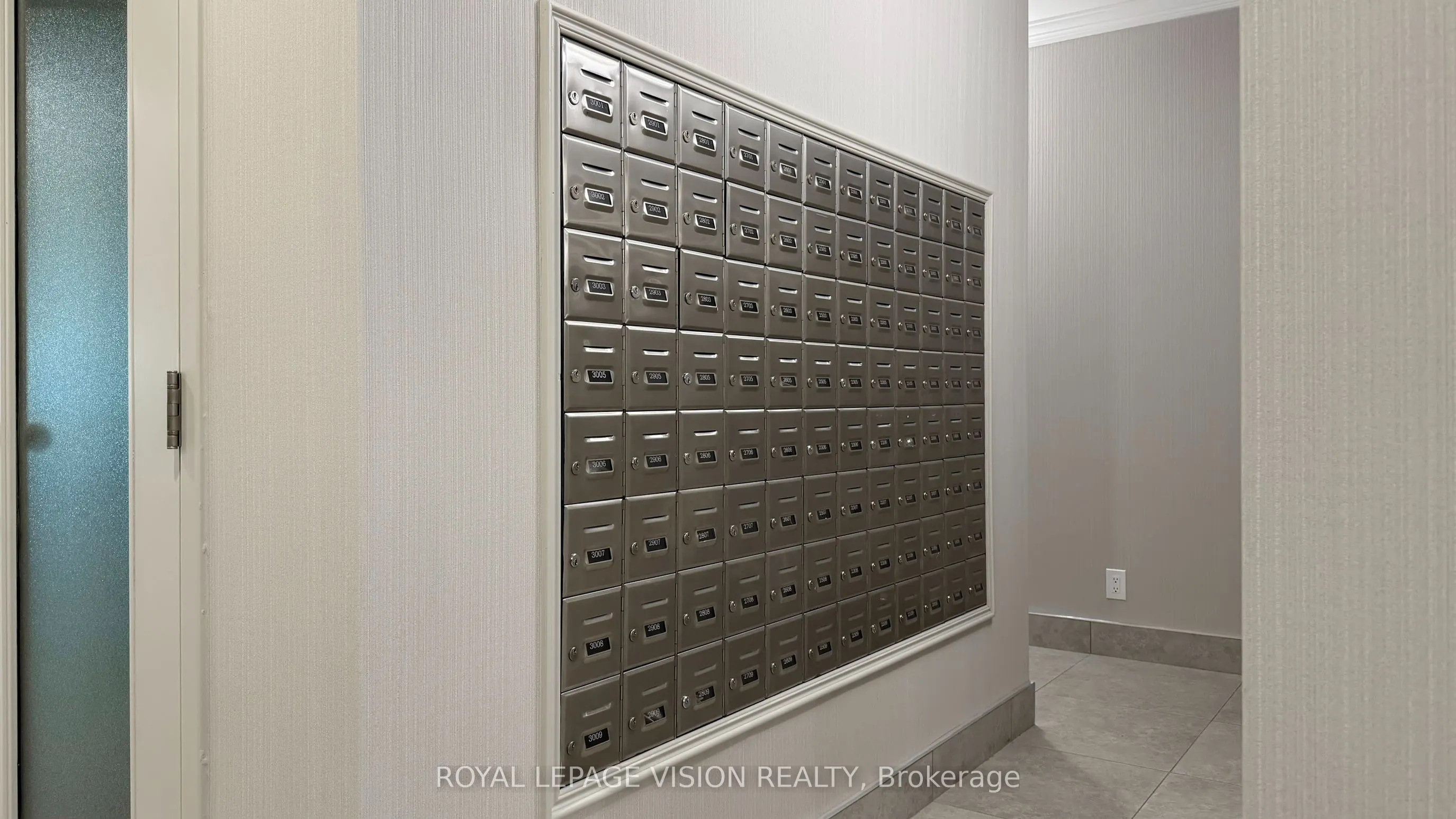 115 Omni Drive, #207