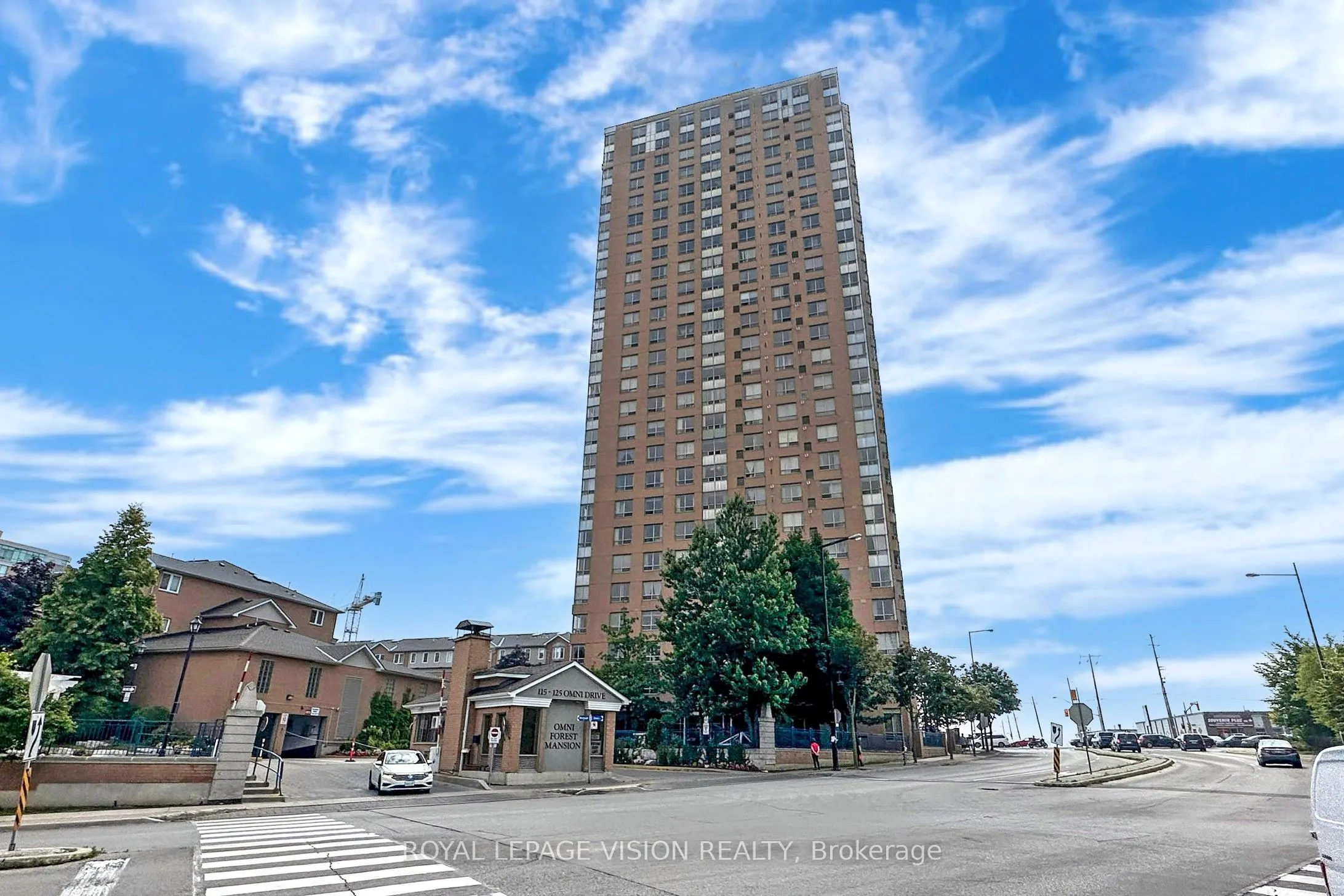 115 Omni Drive, #207