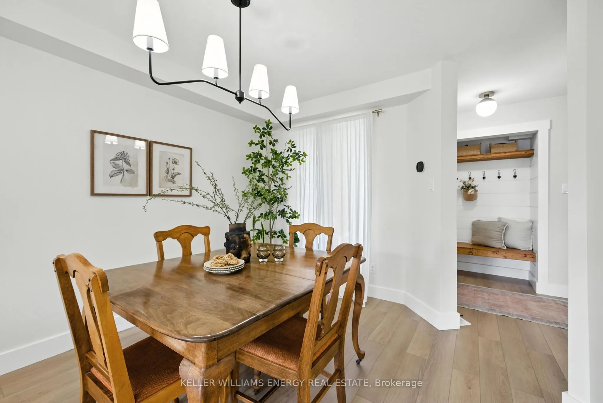 9 Glen Ray Court